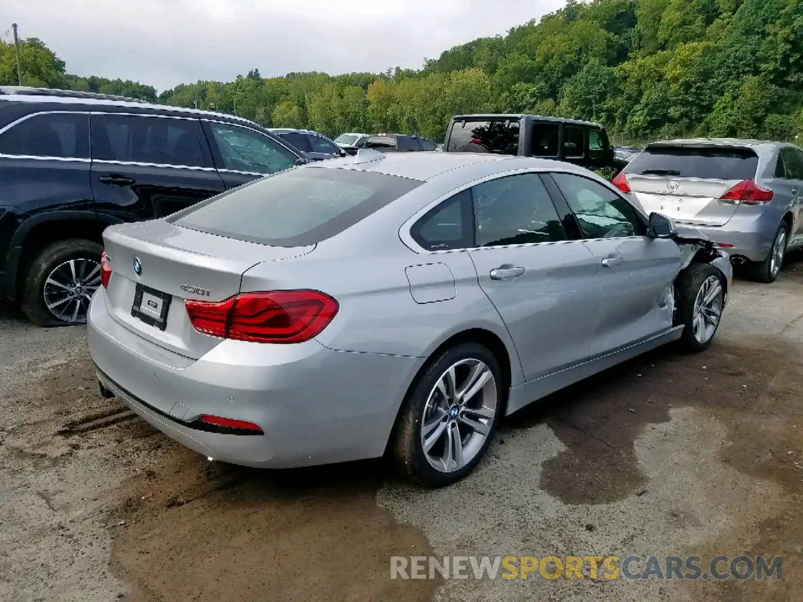 4 Photograph of a damaged car WBA4J3C51KBL09505 BMW 4 SERIES 2019