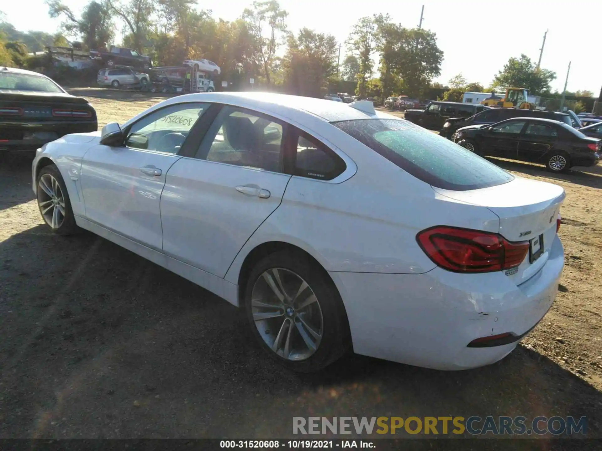 3 Photograph of a damaged car WBA4J3C53KBL06086 BMW 4 SERIES 2019