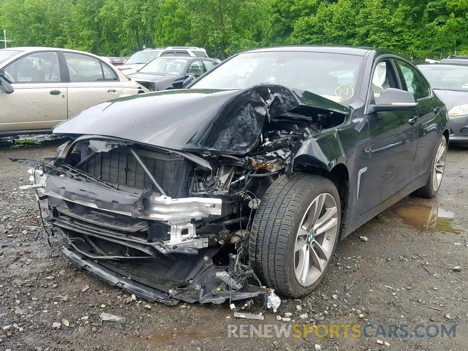 2 Фотография поврежденного автомобиля WBA4J3C53KBL06752 BMW 4 SERIES 2019