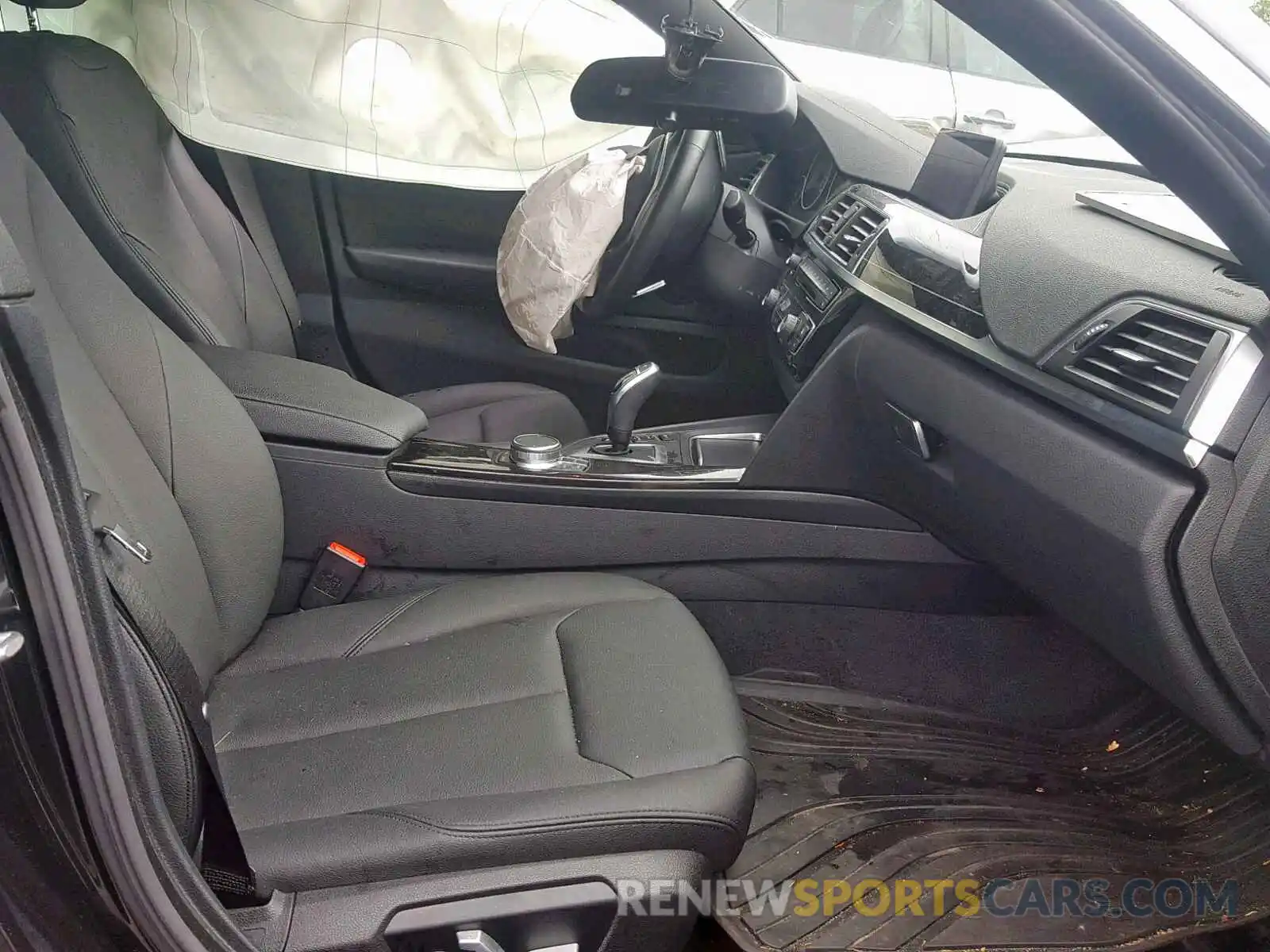 5 Photograph of a damaged car WBA4J3C53KBL06752 BMW 4 SERIES 2019