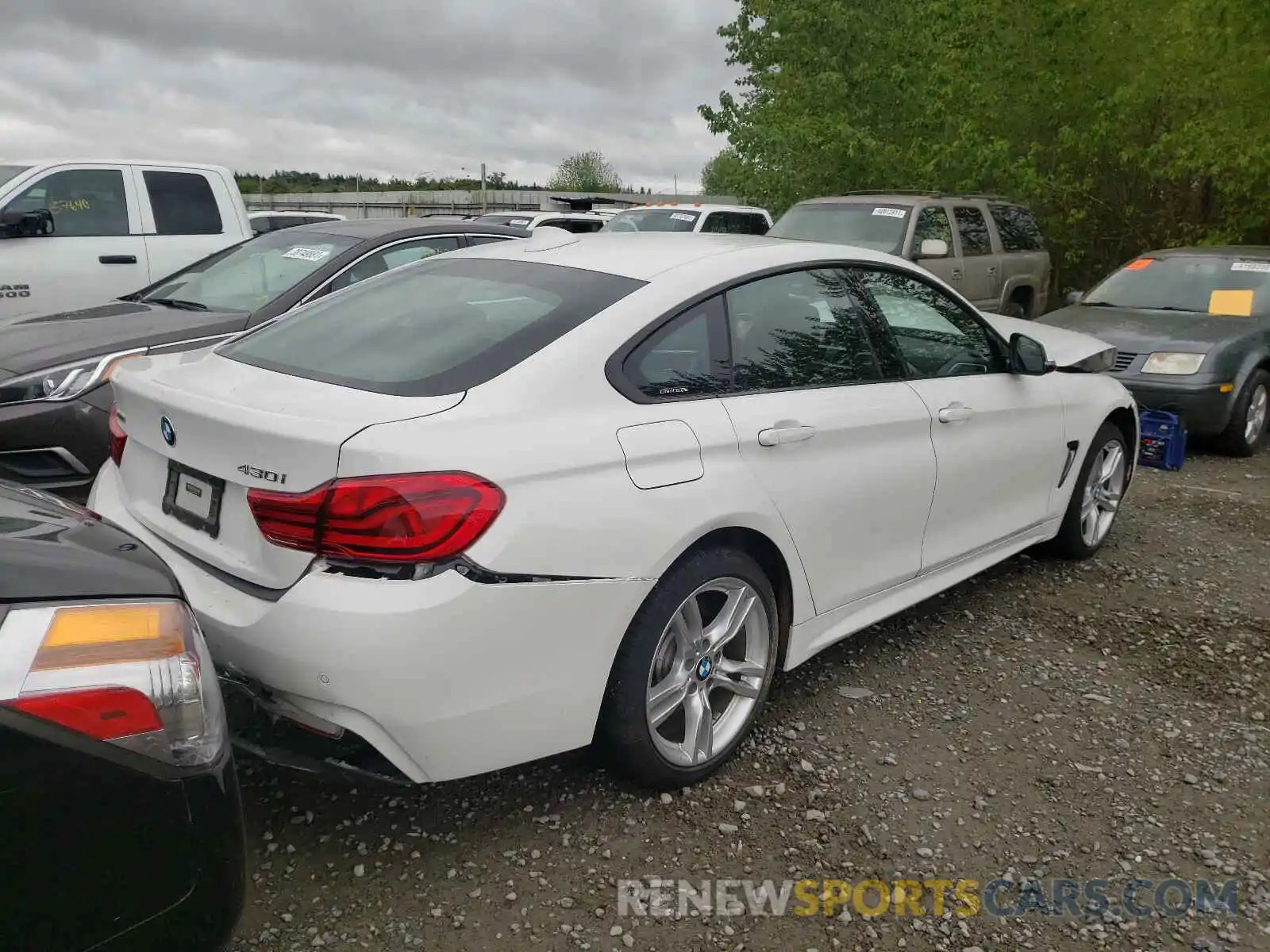 4 Photograph of a damaged car WBA4J3C53KBL08923 BMW 4 SERIES 2019