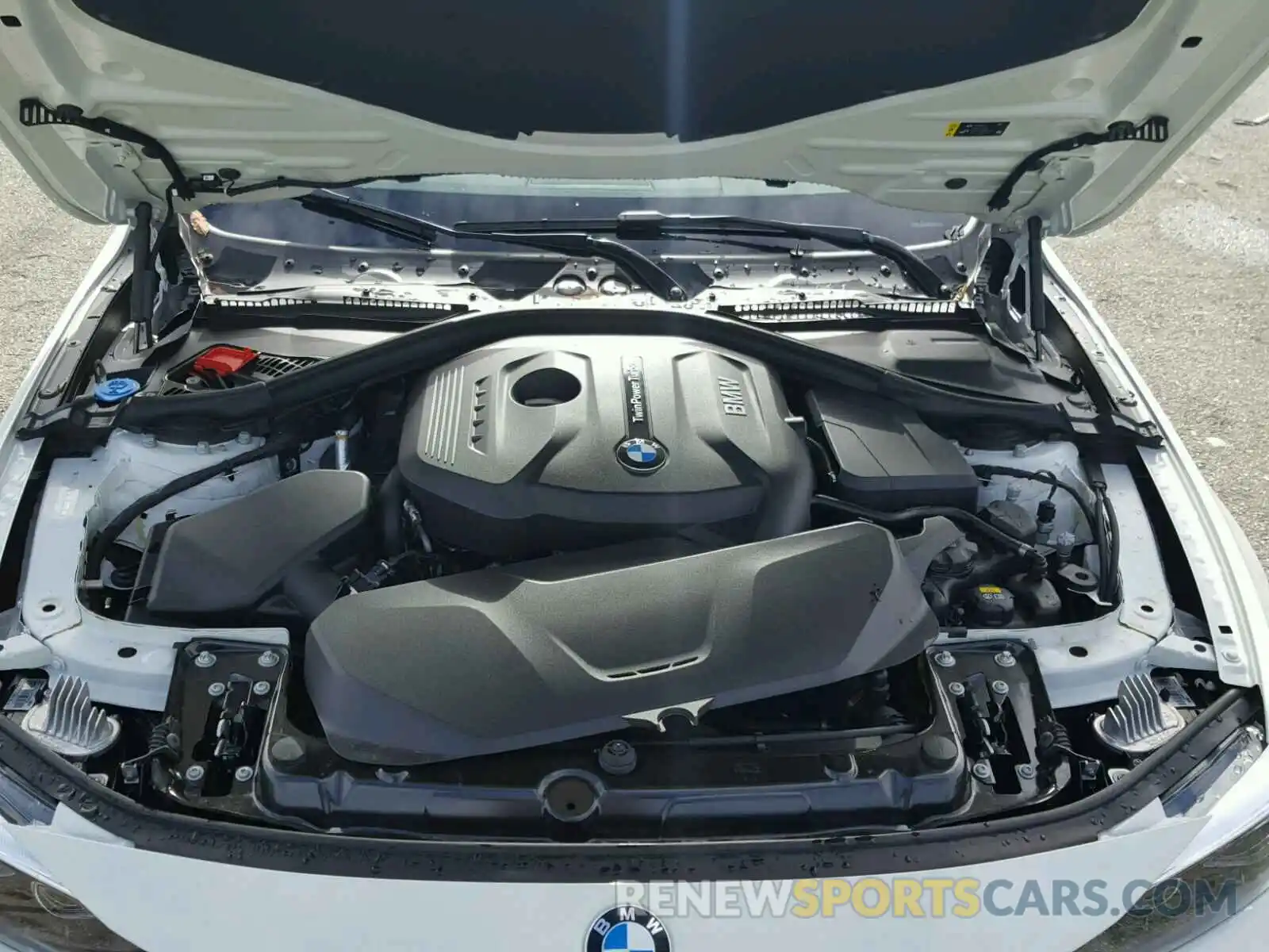 7 Фотография поврежденного автомобиля WBA4J3C54KBL06081 BMW 4 SERIES 2019