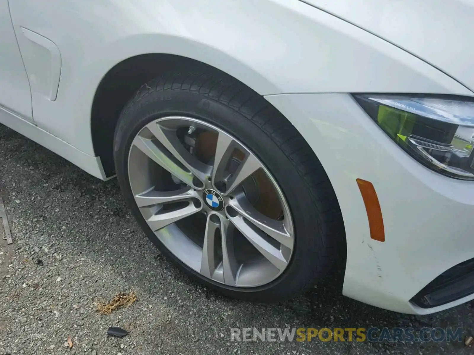 9 Фотография поврежденного автомобиля WBA4J3C54KBL06081 BMW 4 SERIES 2019