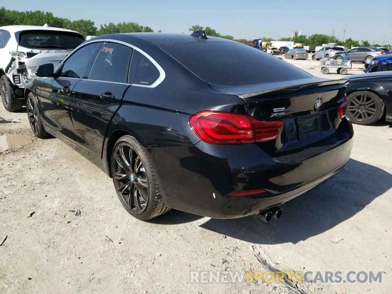 3 Фотография поврежденного автомобиля WBA4J3C54KBL06114 BMW 4 SERIES 2019