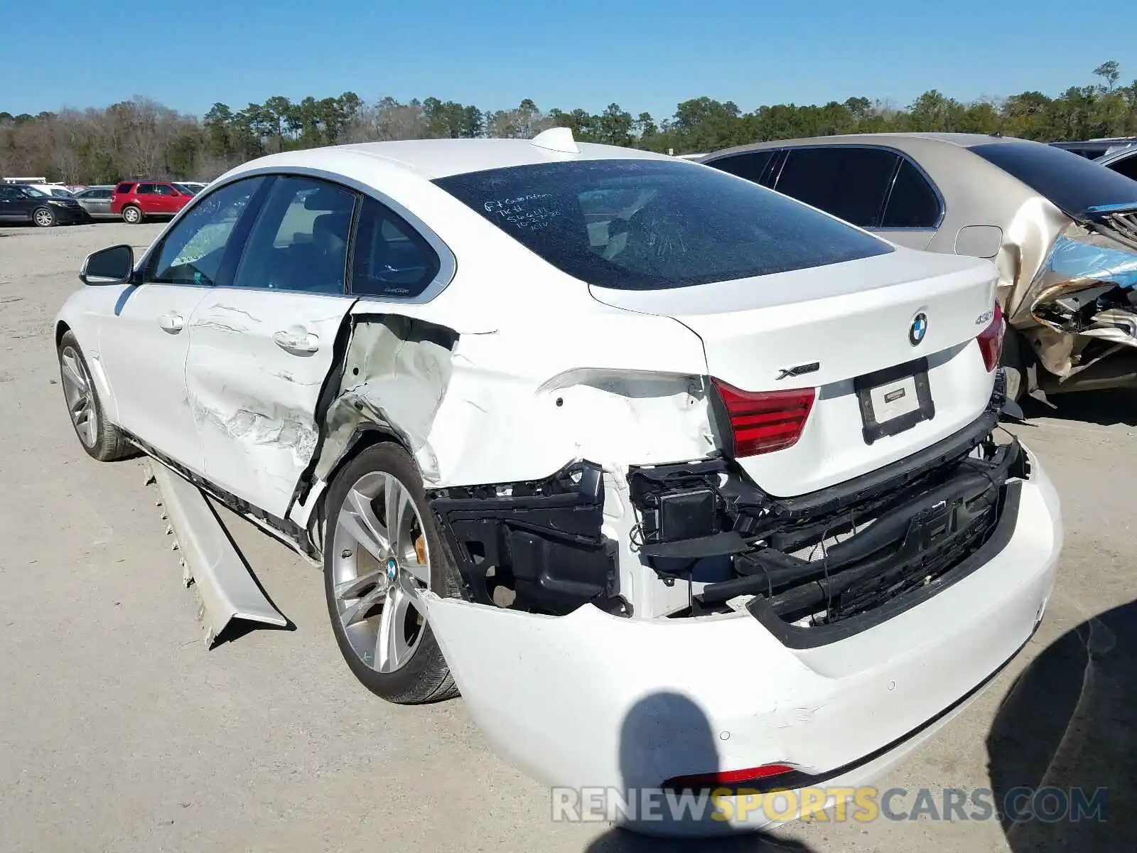 3 Фотография поврежденного автомобиля WBA4J3C54KBL06470 BMW 4 SERIES 2019
