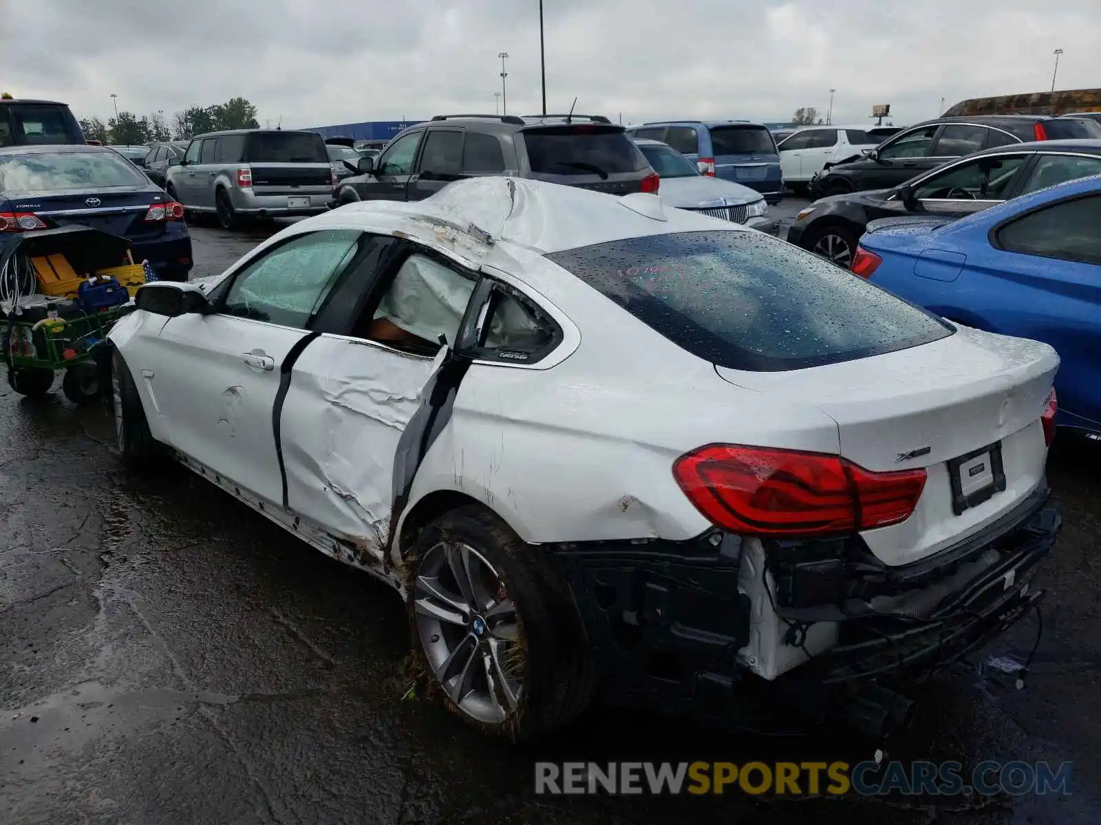 3 Photograph of a damaged car WBA4J3C55KBL08888 BMW 4 SERIES 2019