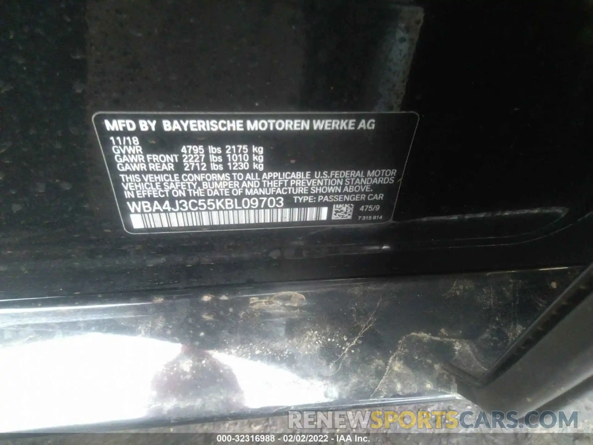 9 Photograph of a damaged car WBA4J3C55KBL09703 BMW 4 SERIES 2019