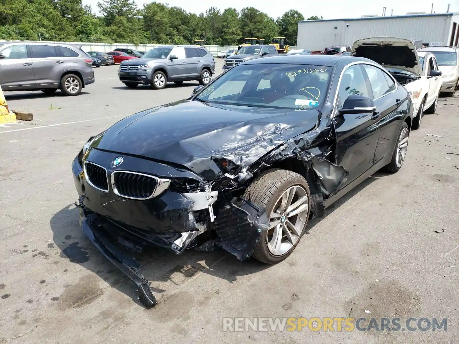 2 Фотография поврежденного автомобиля WBA4J3C56KBL11296 BMW 4 SERIES 2019