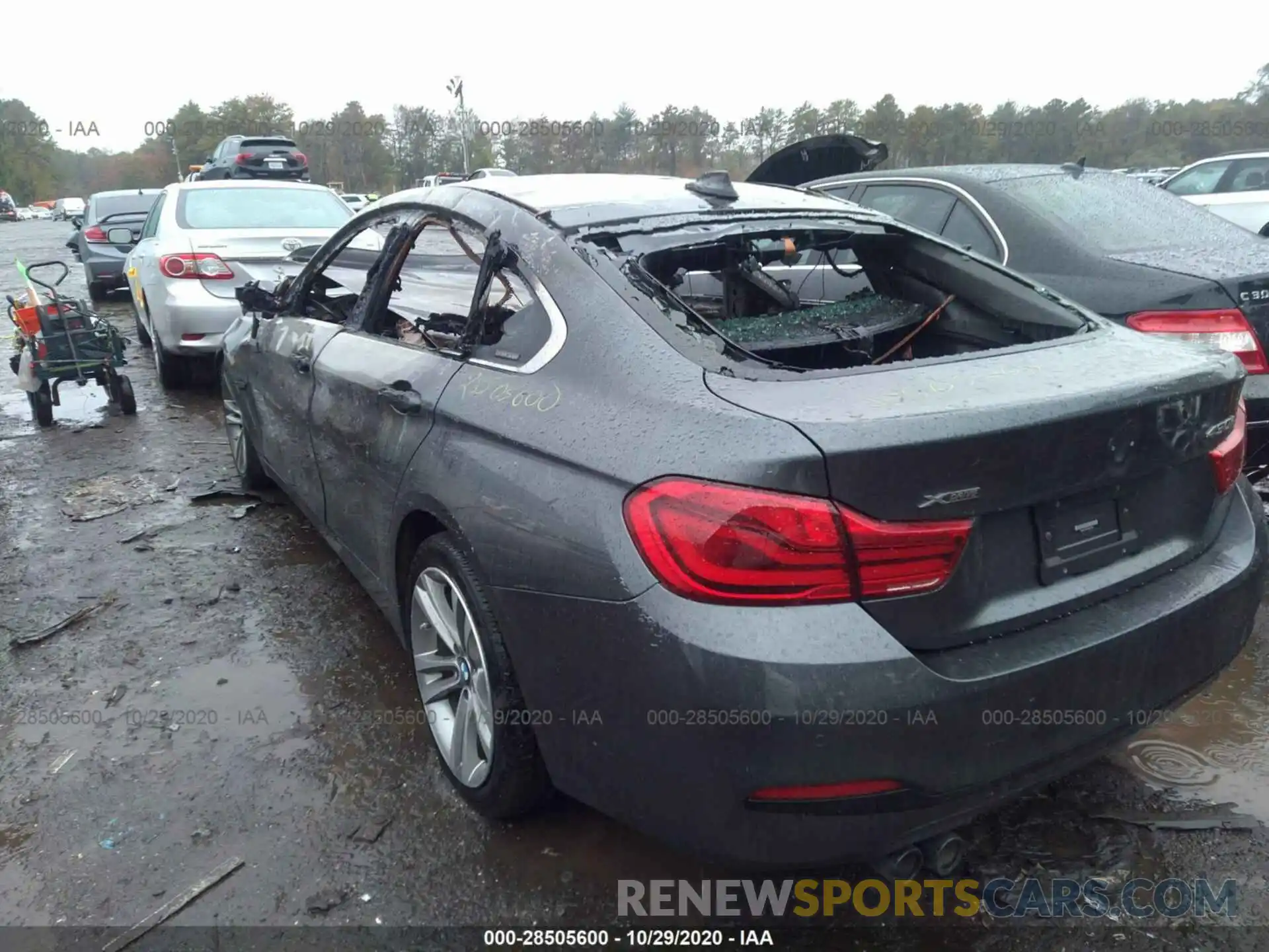 3 Photograph of a damaged car WBA4J3C57KBL09301 BMW 4 SERIES 2019