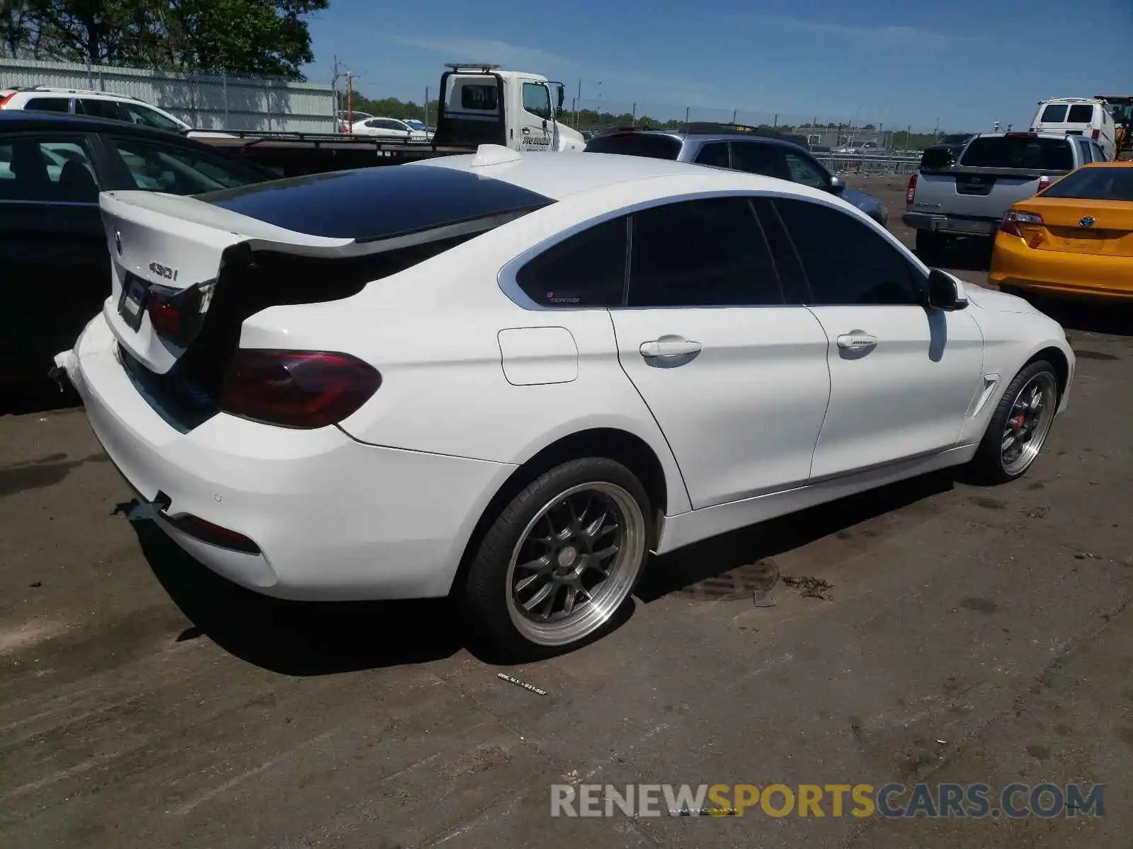 4 Photograph of a damaged car WBA4J3C58KBL04933 BMW 4 SERIES 2019