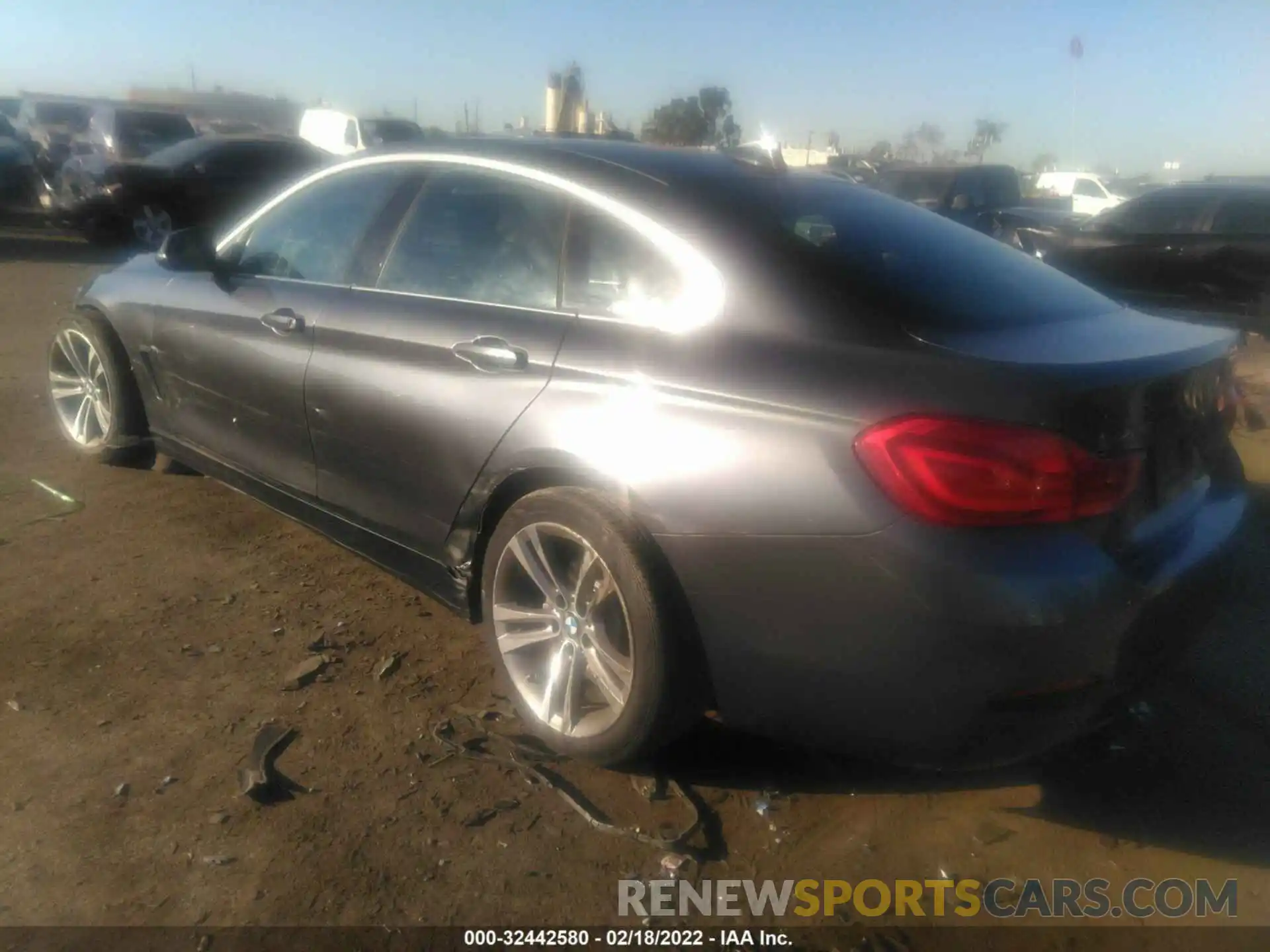 3 Photograph of a damaged car WBA4J3C59KBL04911 BMW 4 SERIES 2019