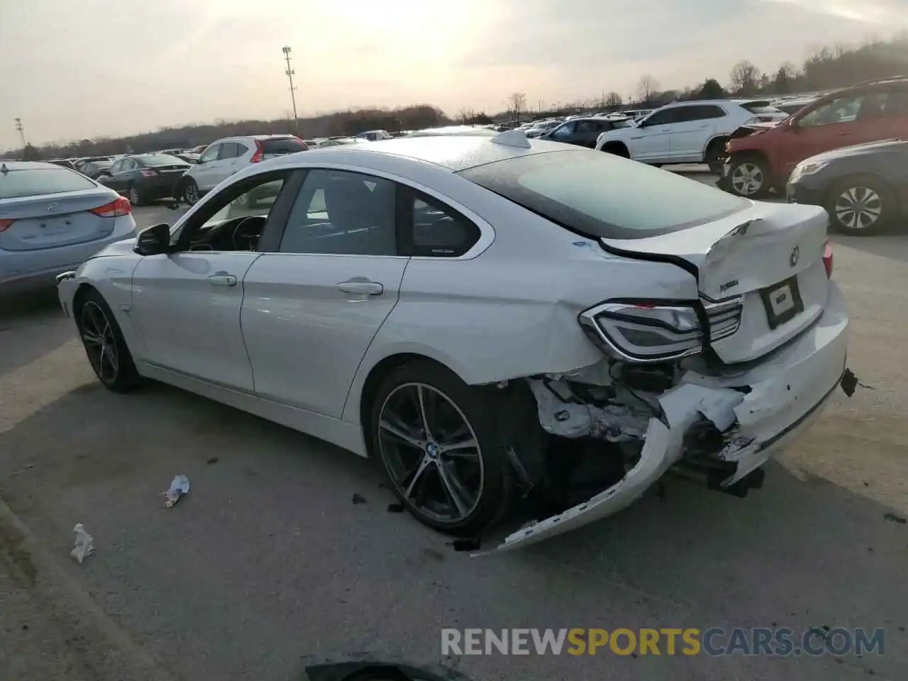 2 Фотография поврежденного автомобиля WBA4J3C59KBL09235 BMW 4 SERIES 2019