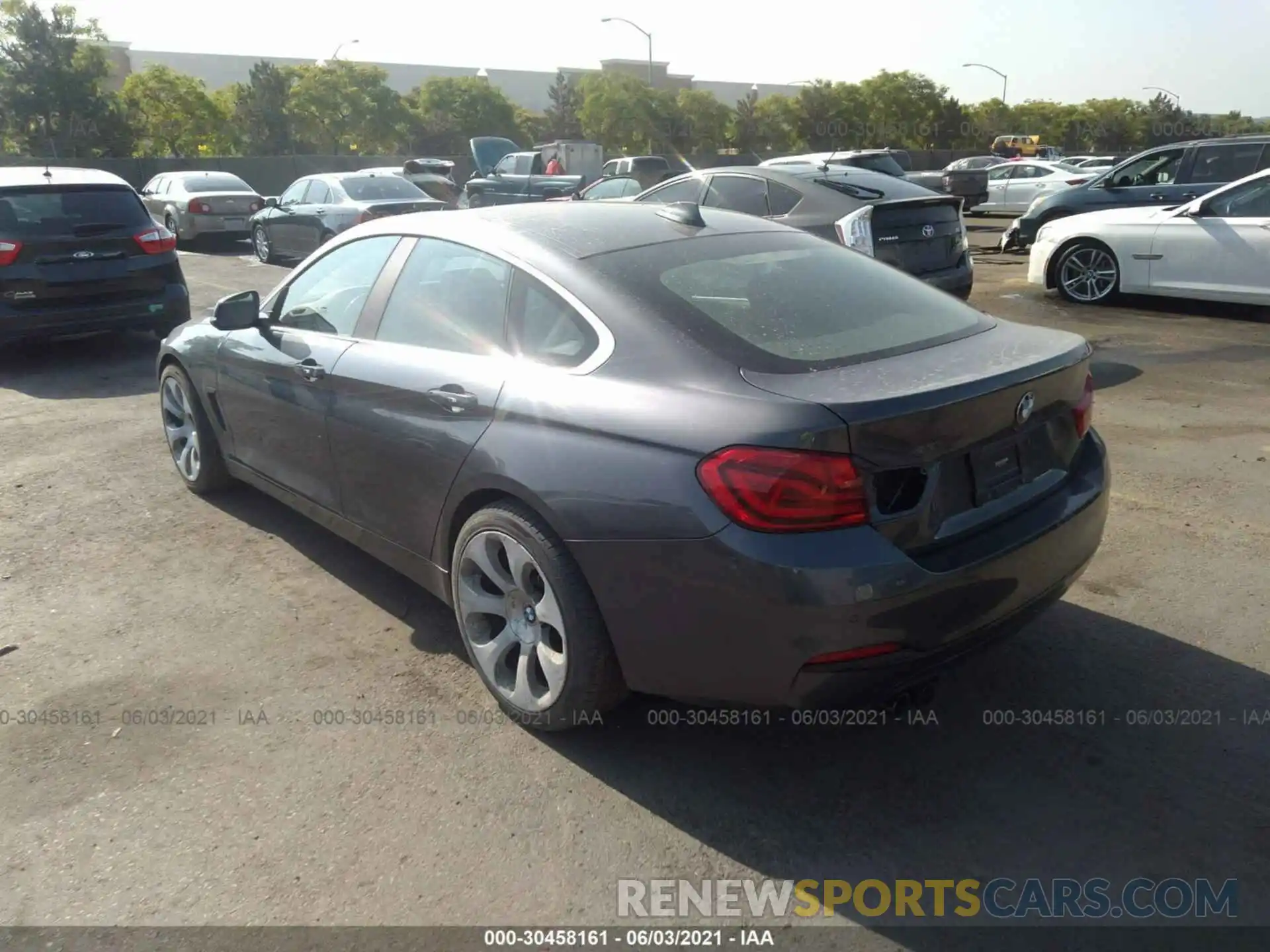 3 Photograph of a damaged car WBA4J3C59KBL09705 BMW 4 SERIES 2019