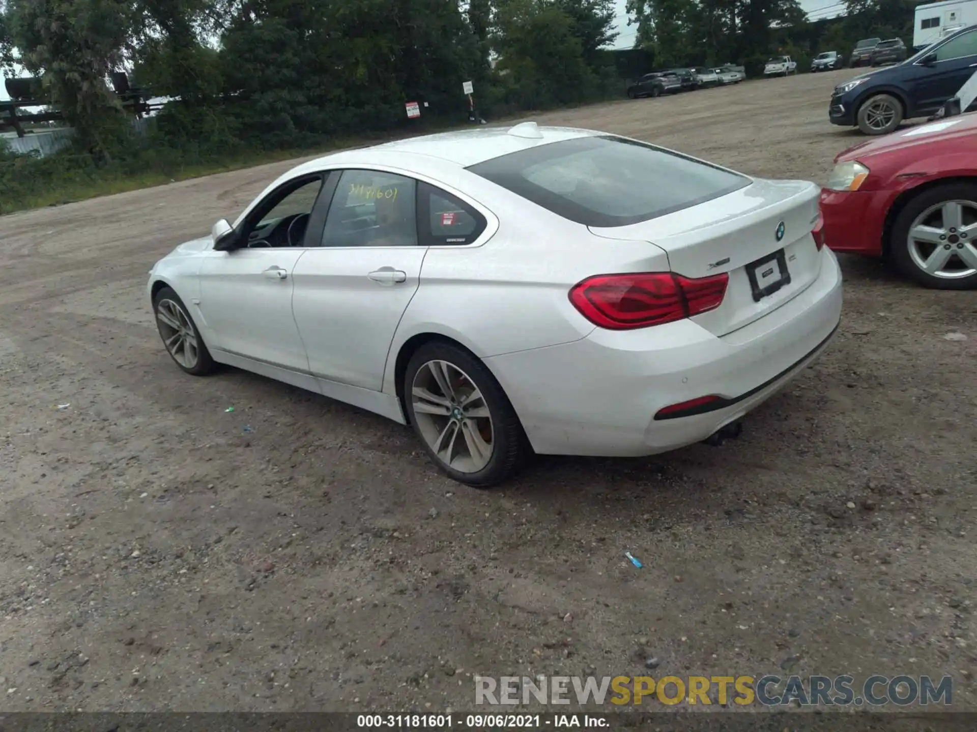 3 Фотография поврежденного автомобиля WBA4J3C59KBL10823 BMW 4 SERIES 2019