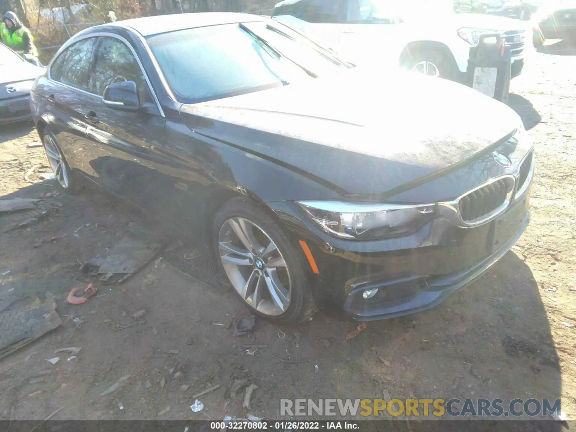 1 Photograph of a damaged car WBA4J3C5XKBL07123 BMW 4 SERIES 2019