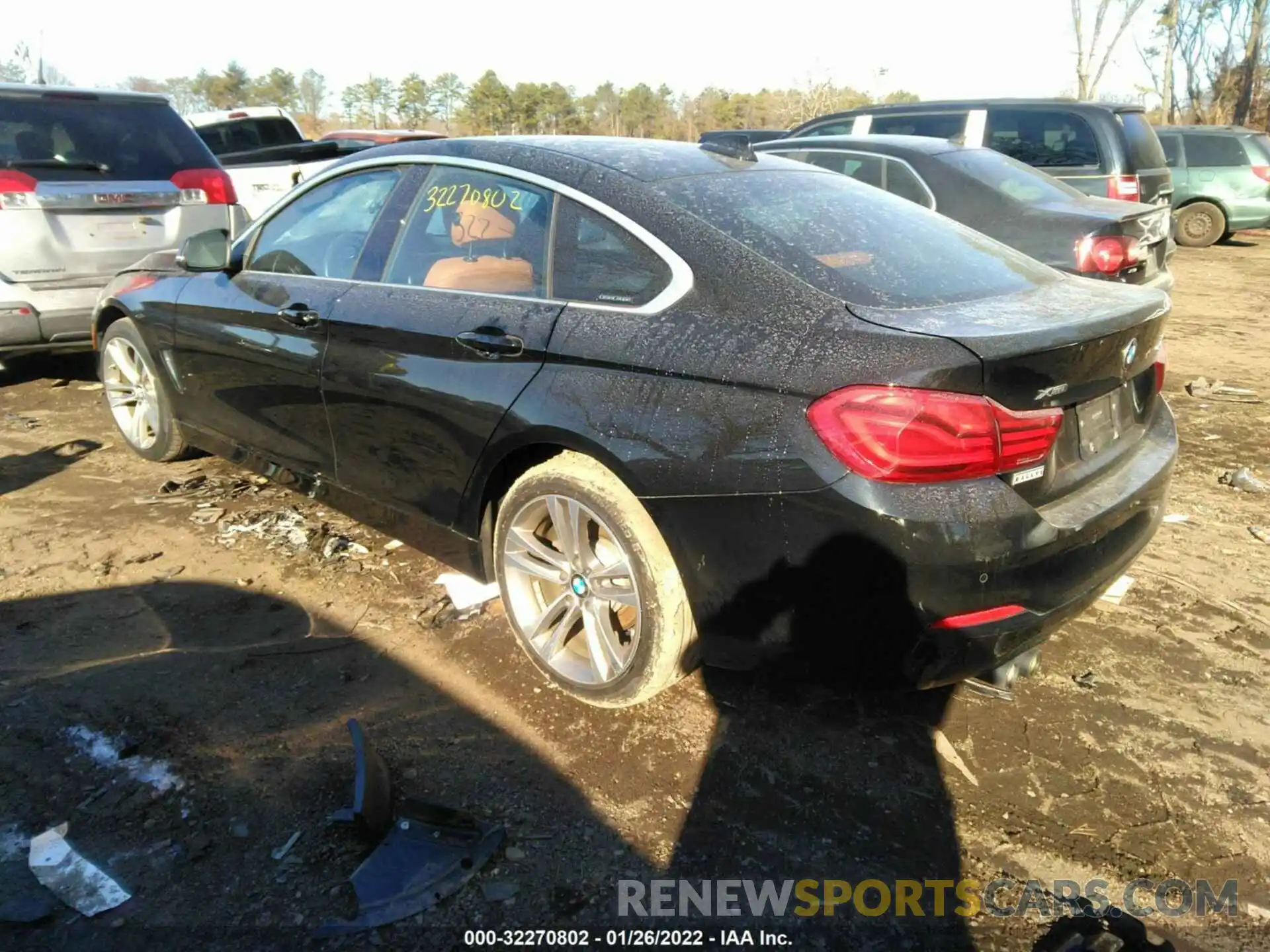 3 Photograph of a damaged car WBA4J3C5XKBL07123 BMW 4 SERIES 2019