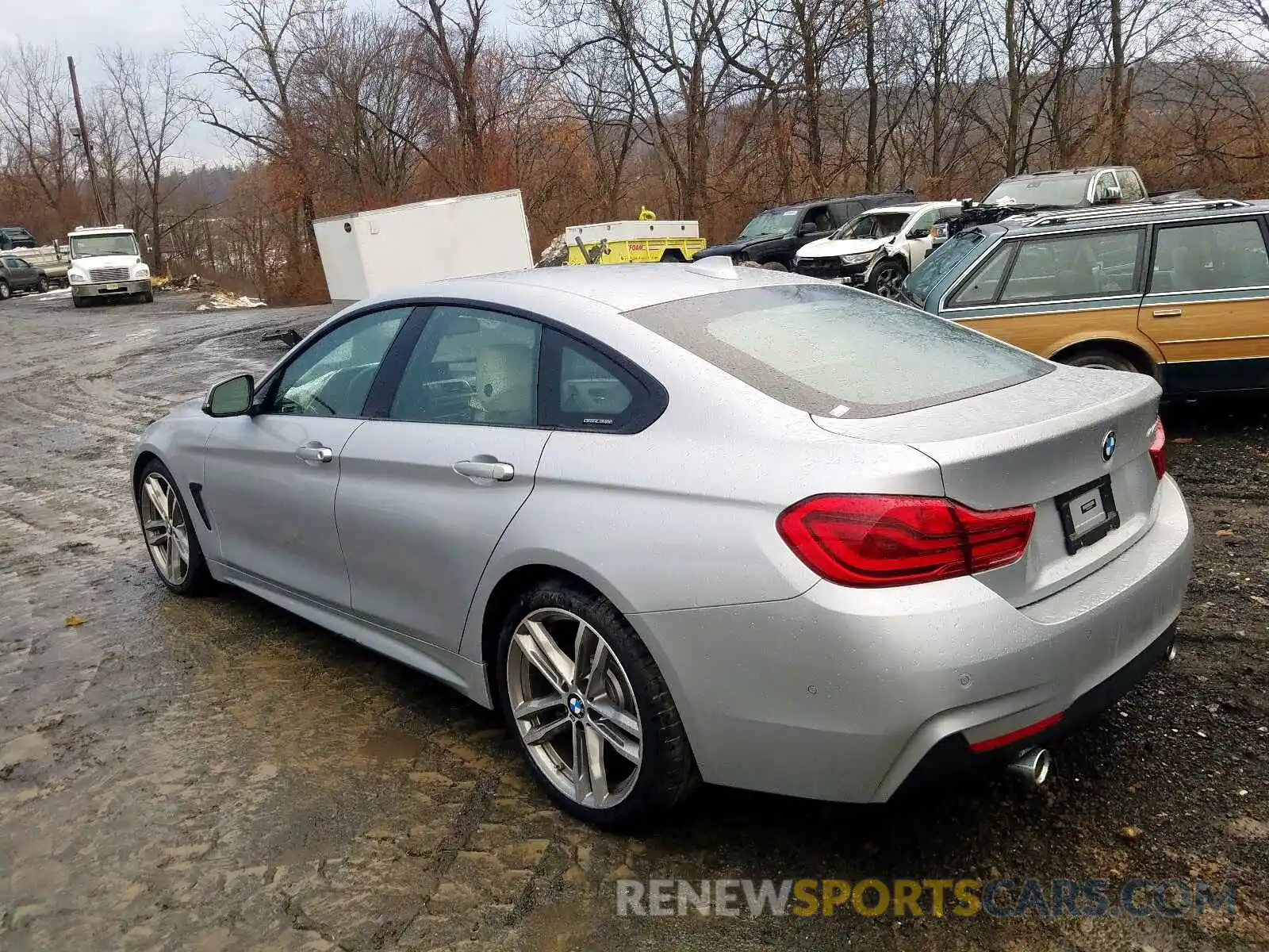 3 Photograph of a damaged car WBA4J5C50KBM66731 BMW 4 SERIES 2019