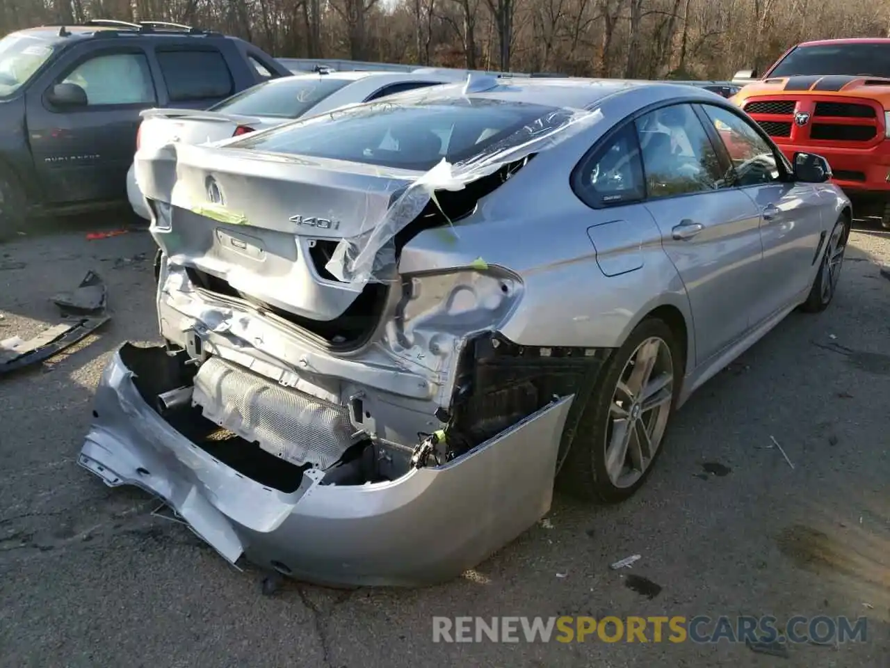 4 Photograph of a damaged car WBA4J5C55KBM66417 BMW 4 SERIES 2019