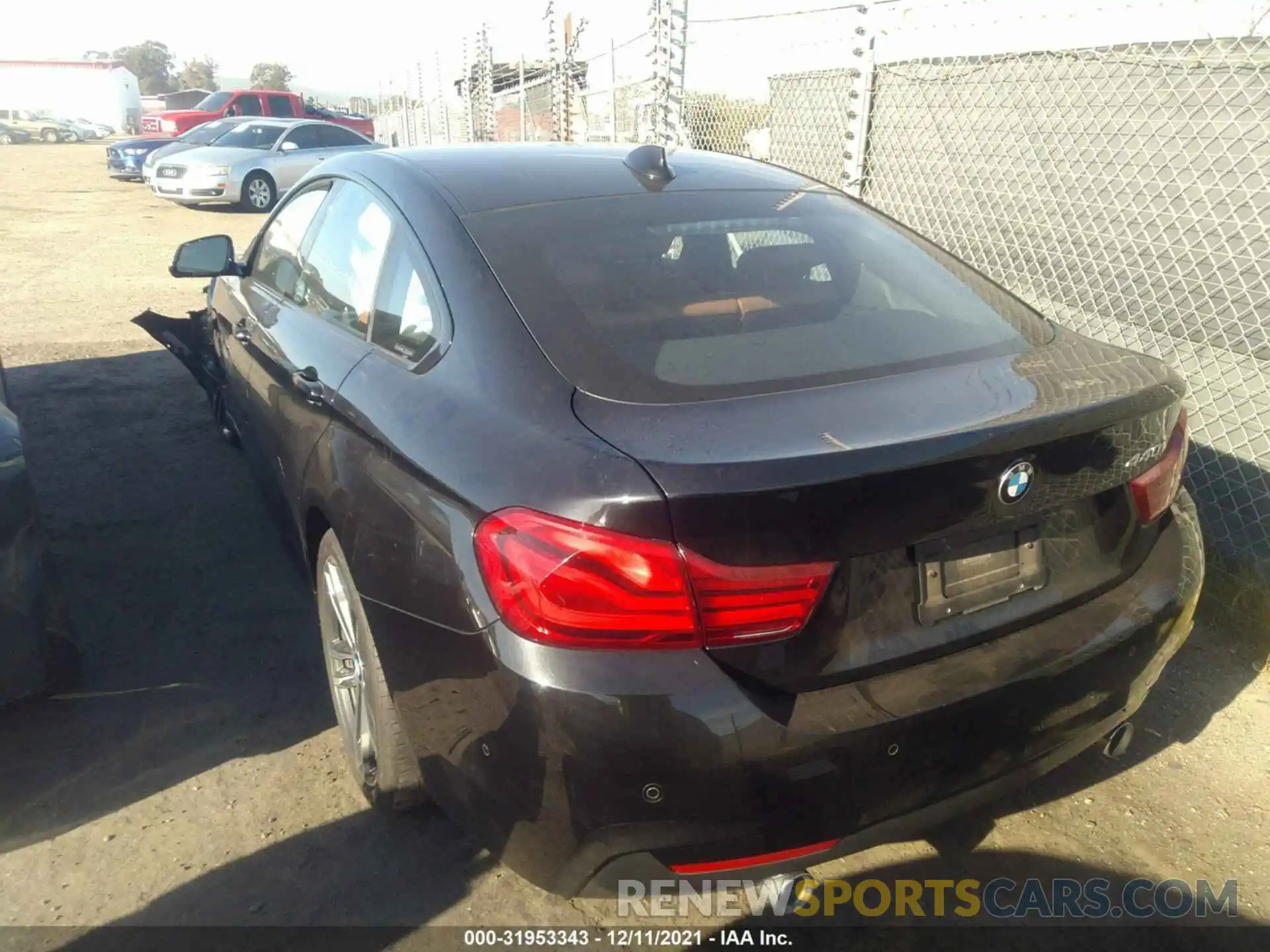 3 Photograph of a damaged car WBA4J5C57KBM65317 BMW 4 SERIES 2019