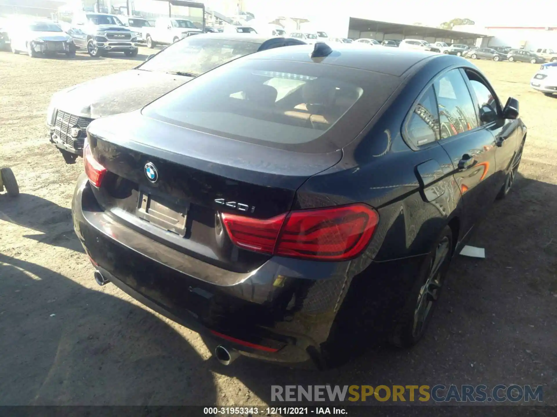 4 Photograph of a damaged car WBA4J5C57KBM65317 BMW 4 SERIES 2019