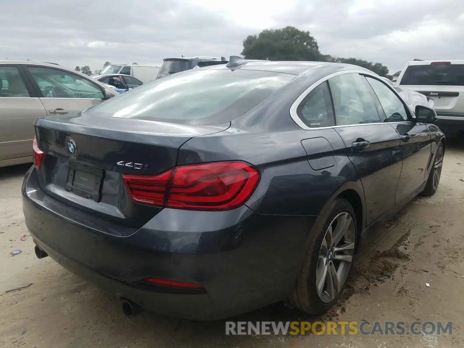 4 Photograph of a damaged car WBA4J5C57KBM66113 BMW 4 SERIES 2019