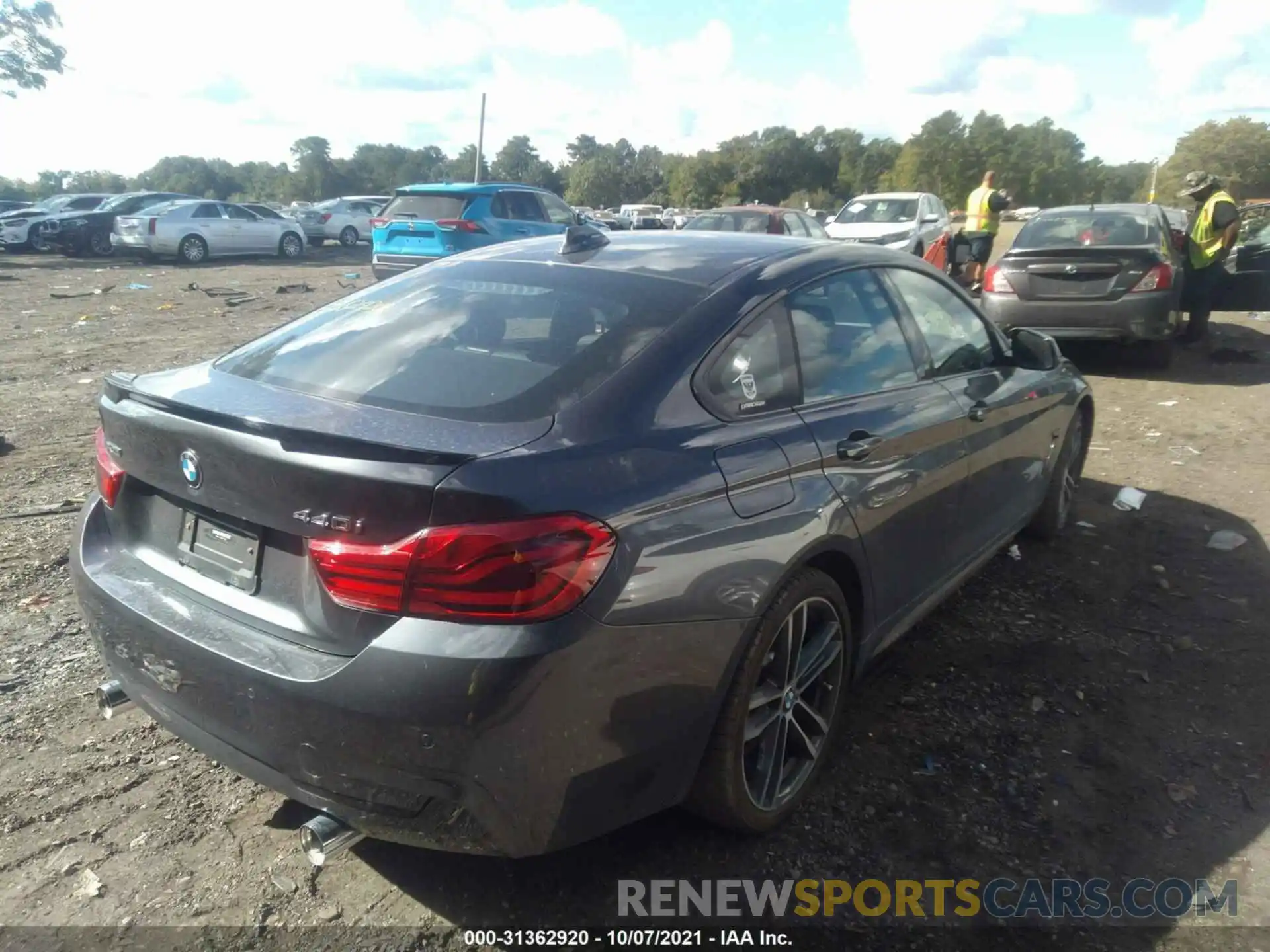 4 Photograph of a damaged car WBA4J7C53KBM76388 BMW 4 SERIES 2019