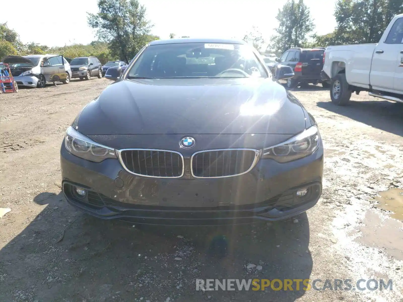 9 Photograph of a damaged car WBA4J7C54KBM76352 BMW 4 SERIES 2019