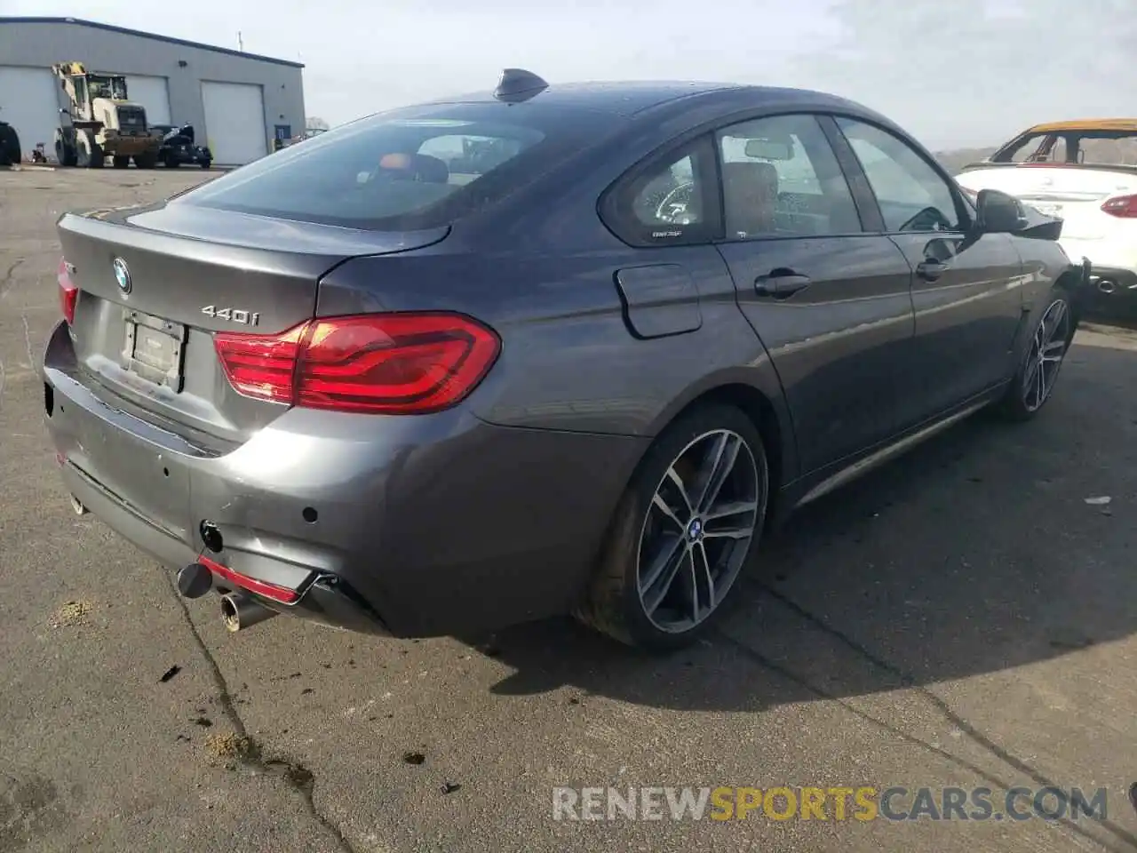 4 Photograph of a damaged car WBA4J7C55KBM74349 BMW 4 SERIES 2019