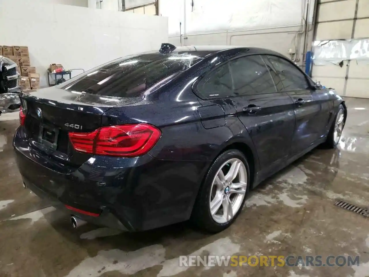 4 Photograph of a damaged car WBA4J7C55KBM74643 BMW 4 SERIES 2019