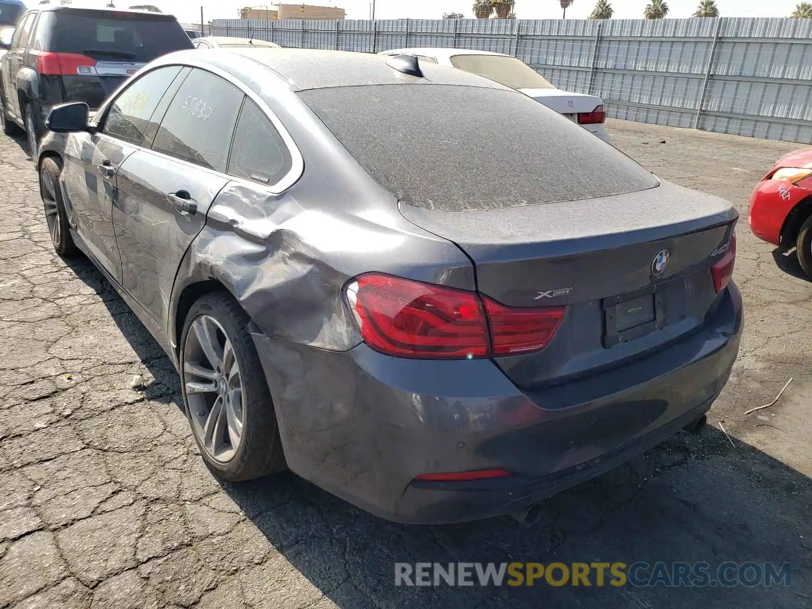 3 Photograph of a damaged car WBA4J7C57KBM75311 BMW 4 SERIES 2019