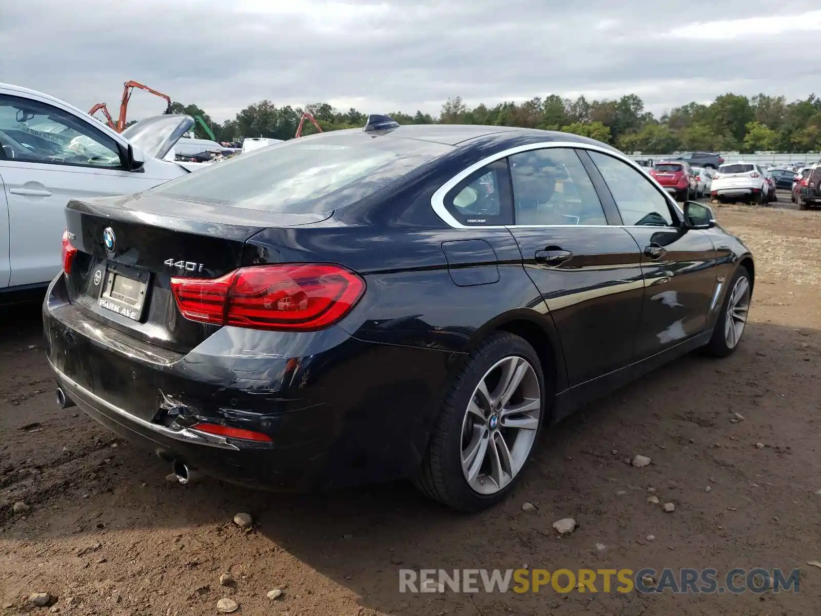 4 Photograph of a damaged car WBA4J7C57KBM76474 BMW 4 SERIES 2019