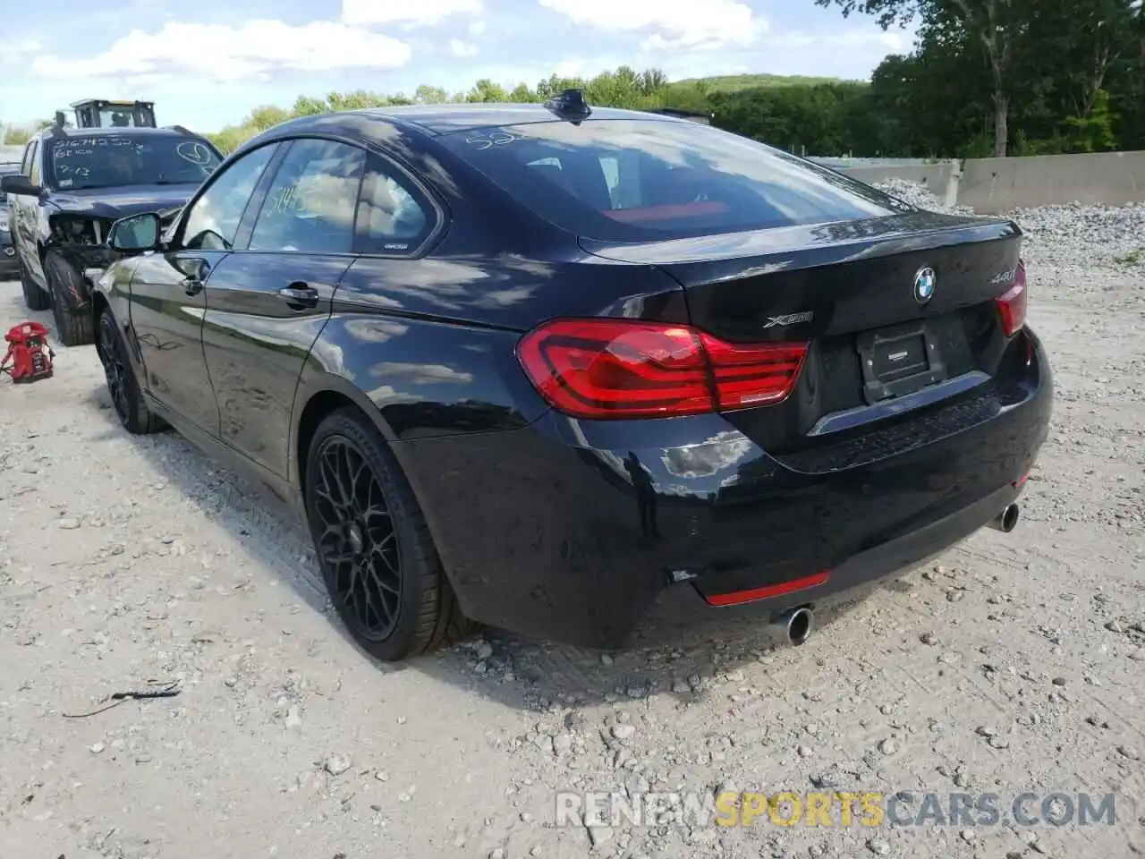 3 Photograph of a damaged car WBA4J7C59KBM76279 BMW 4 SERIES 2019