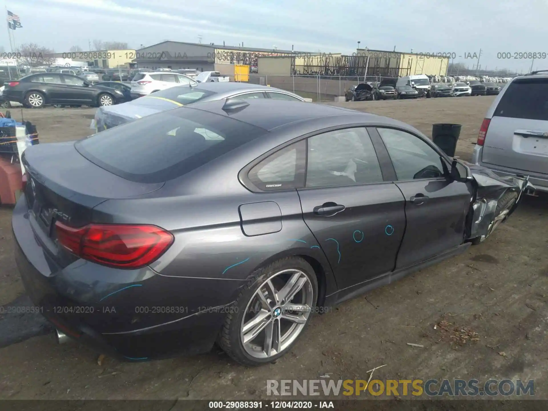 4 Photograph of a damaged car WBA4J7C59KBM76492 BMW 4 SERIES 2019