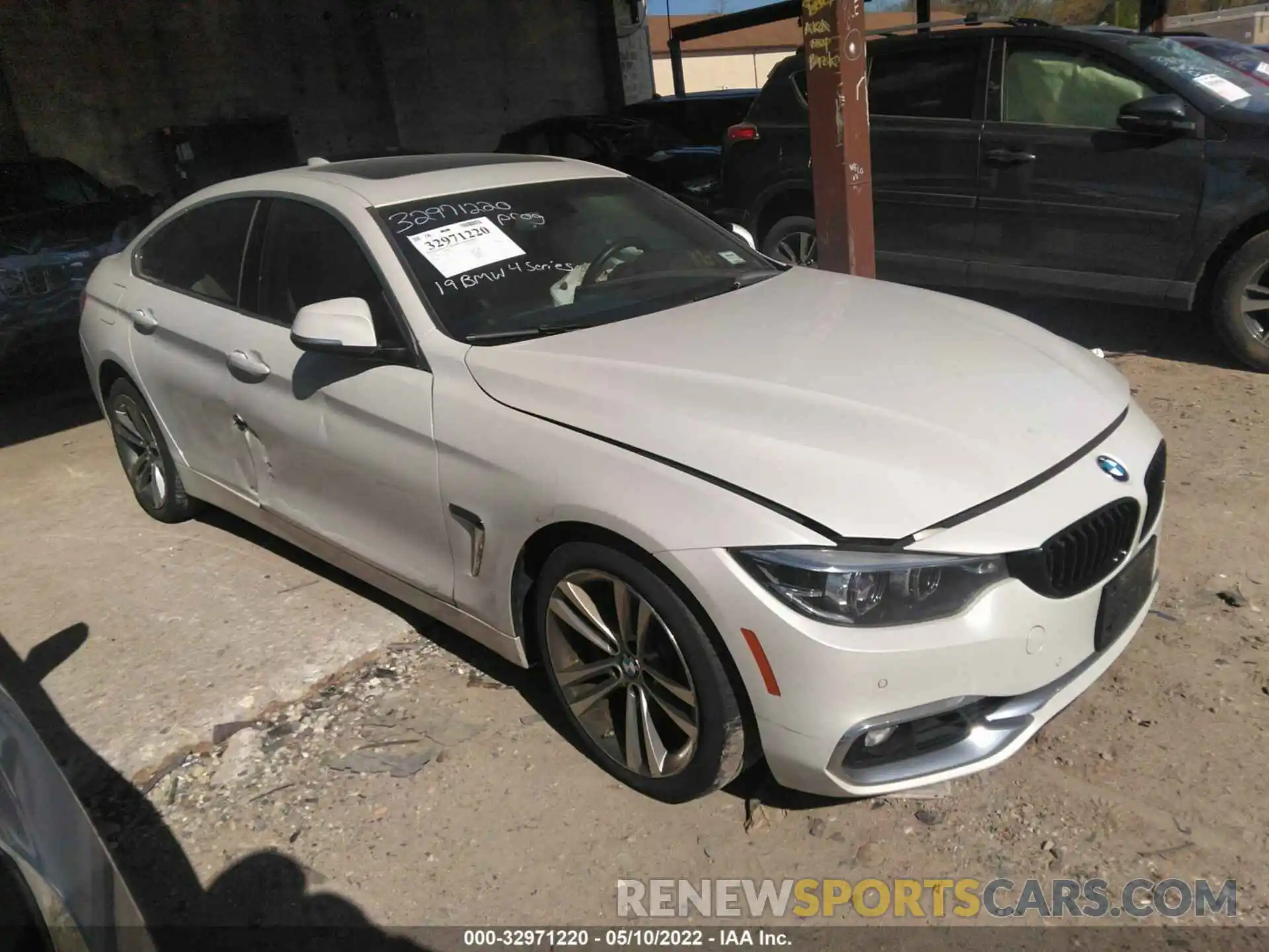 1 Photograph of a damaged car WBA4J7C5XKBM76517 BMW 4 SERIES 2019