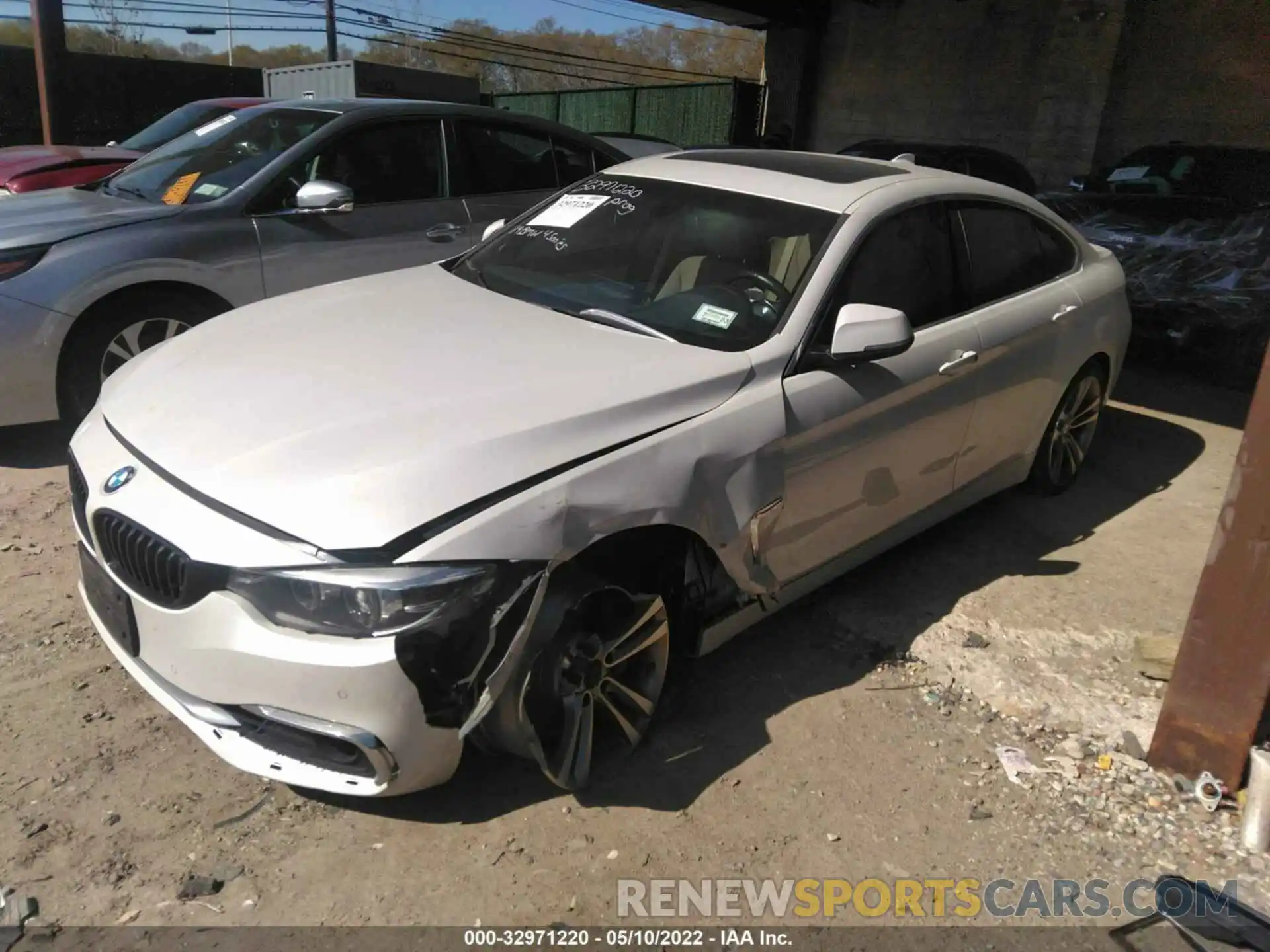 2 Photograph of a damaged car WBA4J7C5XKBM76517 BMW 4 SERIES 2019