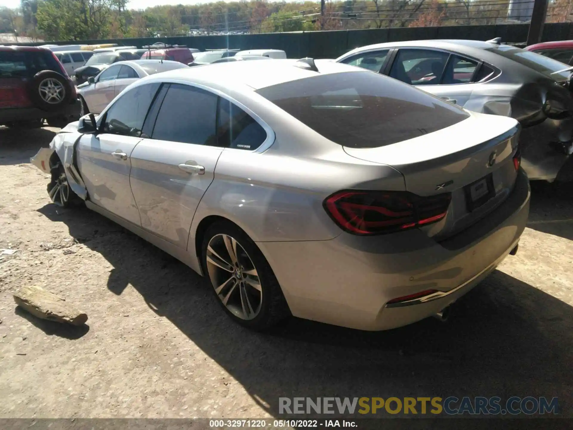 3 Photograph of a damaged car WBA4J7C5XKBM76517 BMW 4 SERIES 2019