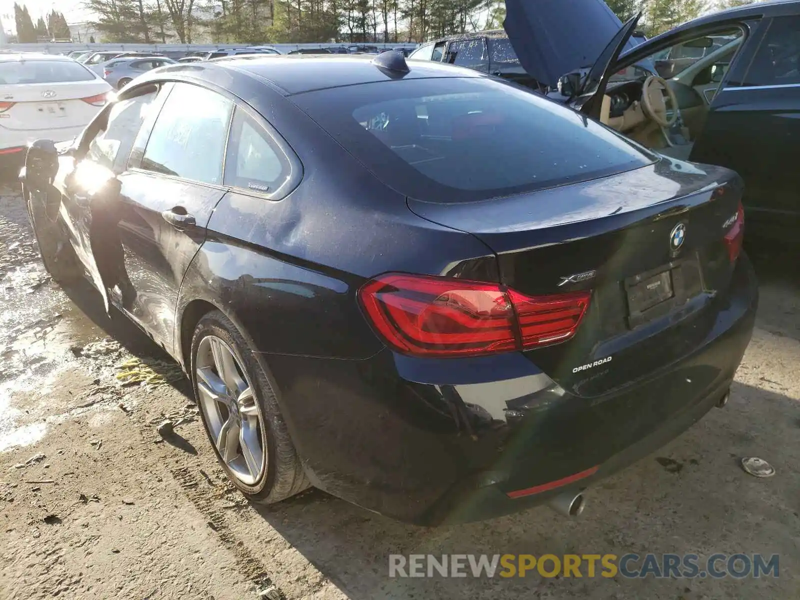 3 Фотография поврежденного автомобиля WBA4J7C5XKBM76646 BMW 4 SERIES 2019
