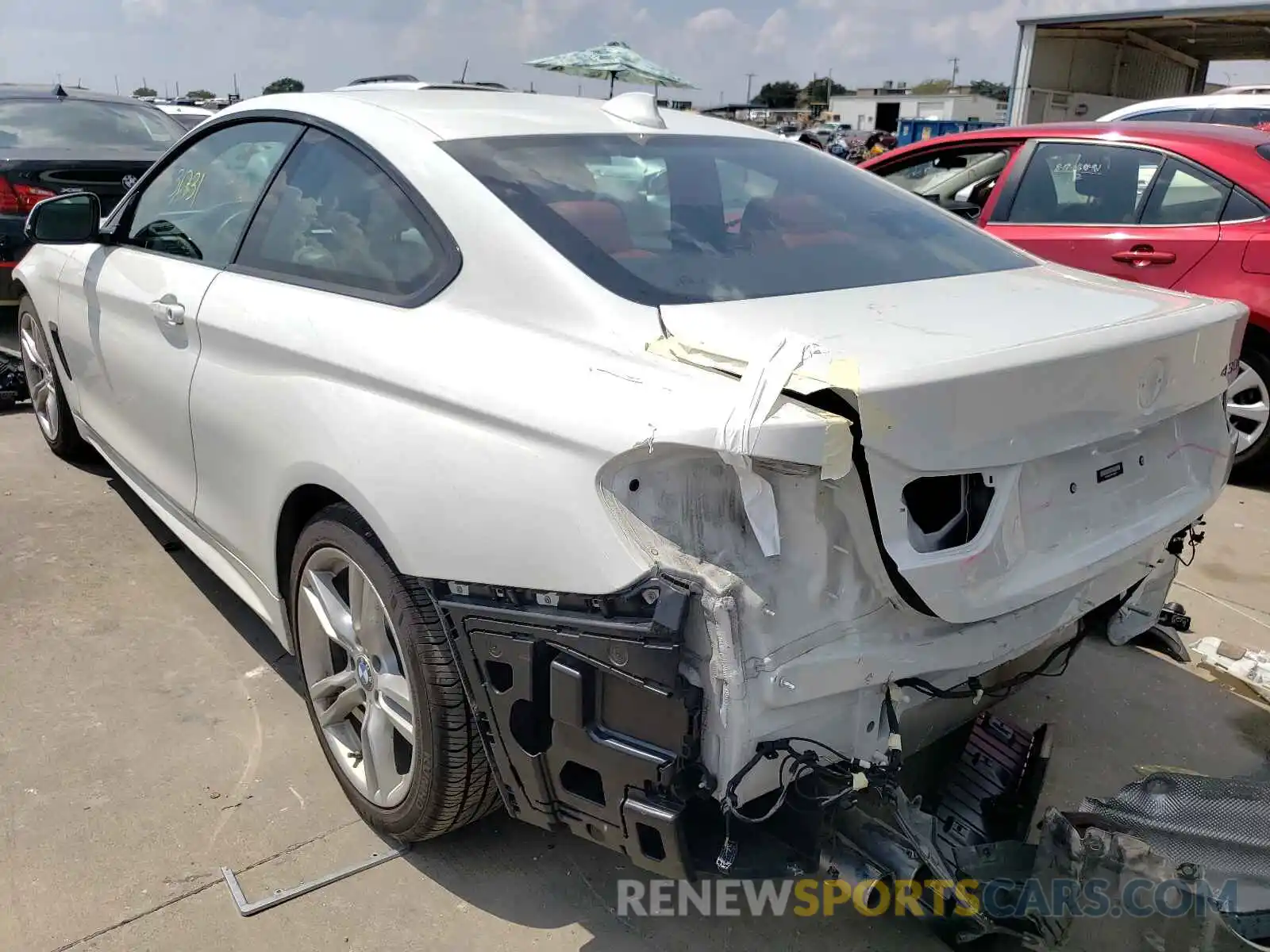 3 Photograph of a damaged car WBA4W3C50KAF93557 BMW 4 SERIES 2019