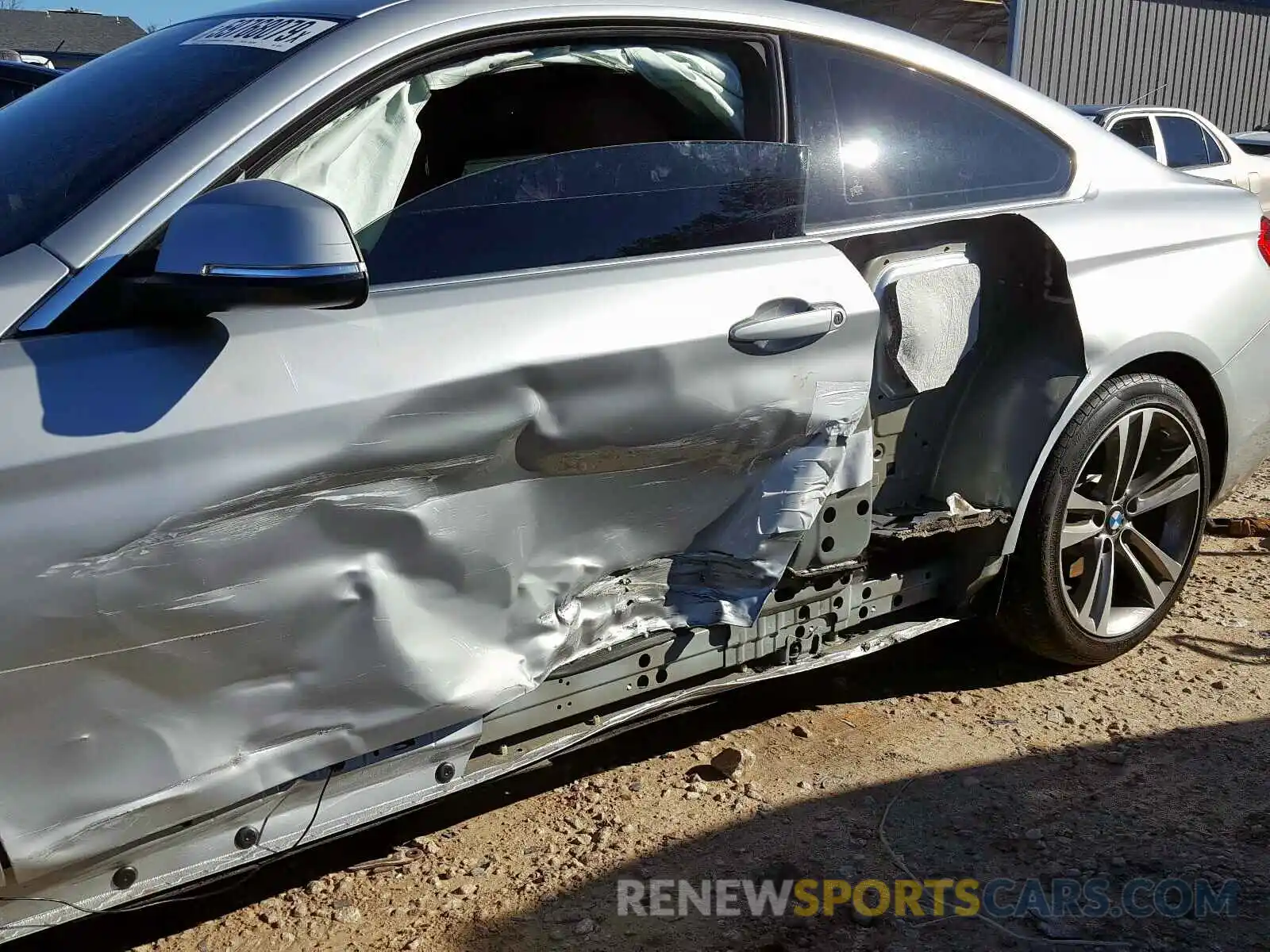 10 Photograph of a damaged car WBA4W3C51KAF92742 BMW 4 SERIES 2019