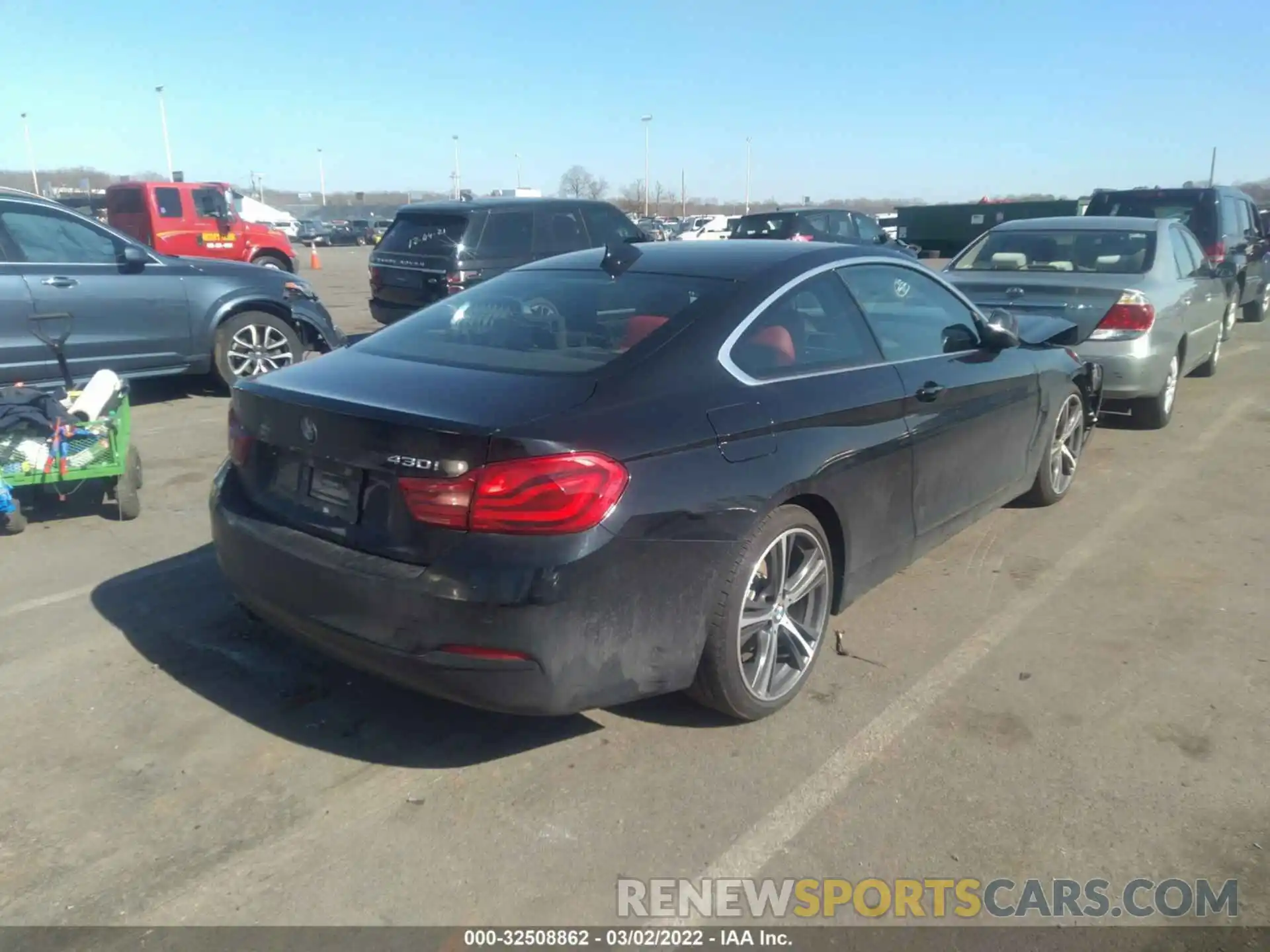 4 Photograph of a damaged car WBA4W3C51KAF93115 BMW 4 SERIES 2019