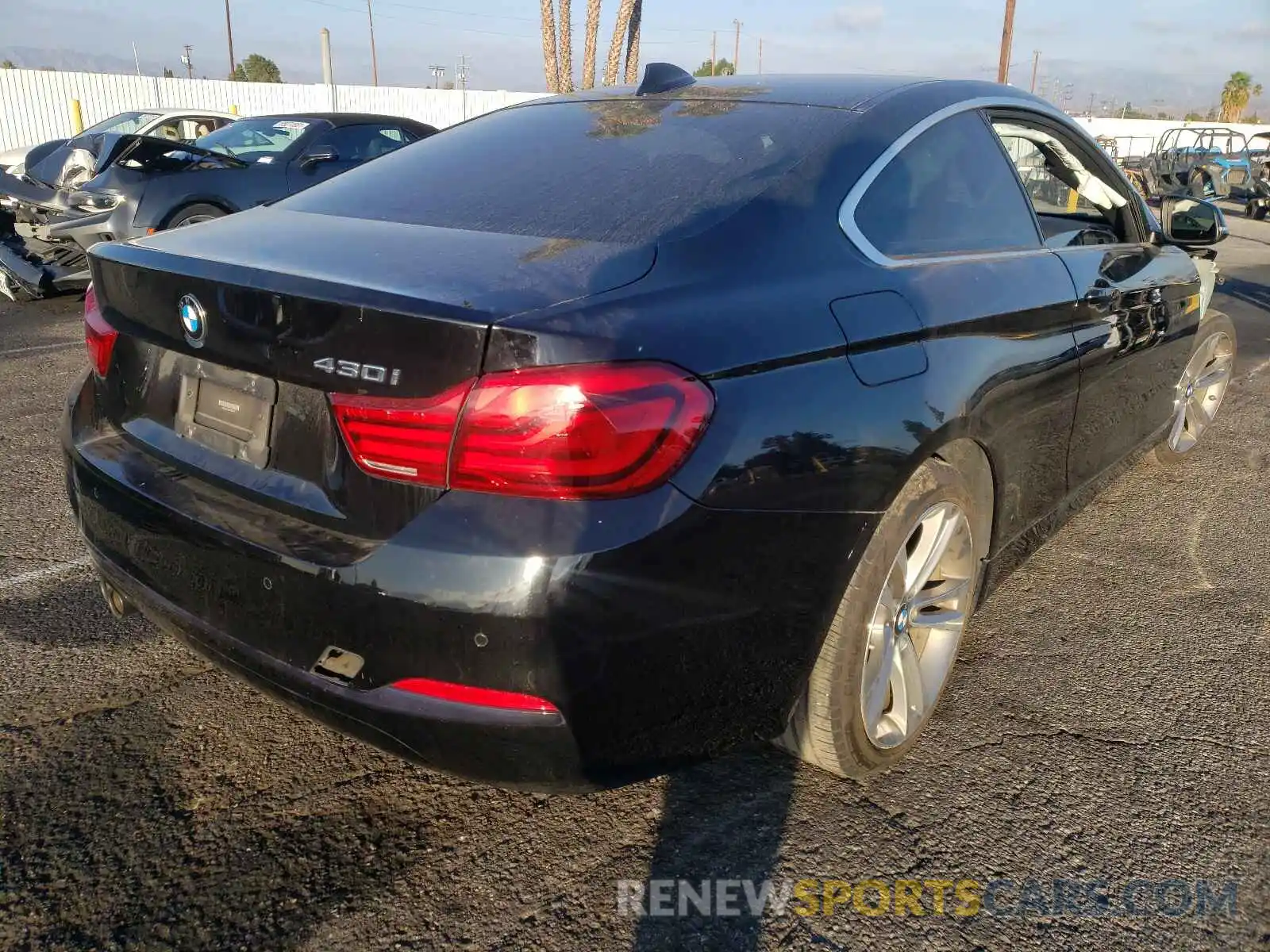 4 Photograph of a damaged car WBA4W3C52KAF92152 BMW 4 SERIES 2019