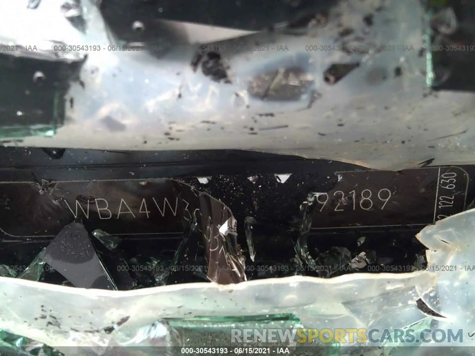 9 Photograph of a damaged car WBA4W3C53KAF92189 BMW 4 SERIES 2019