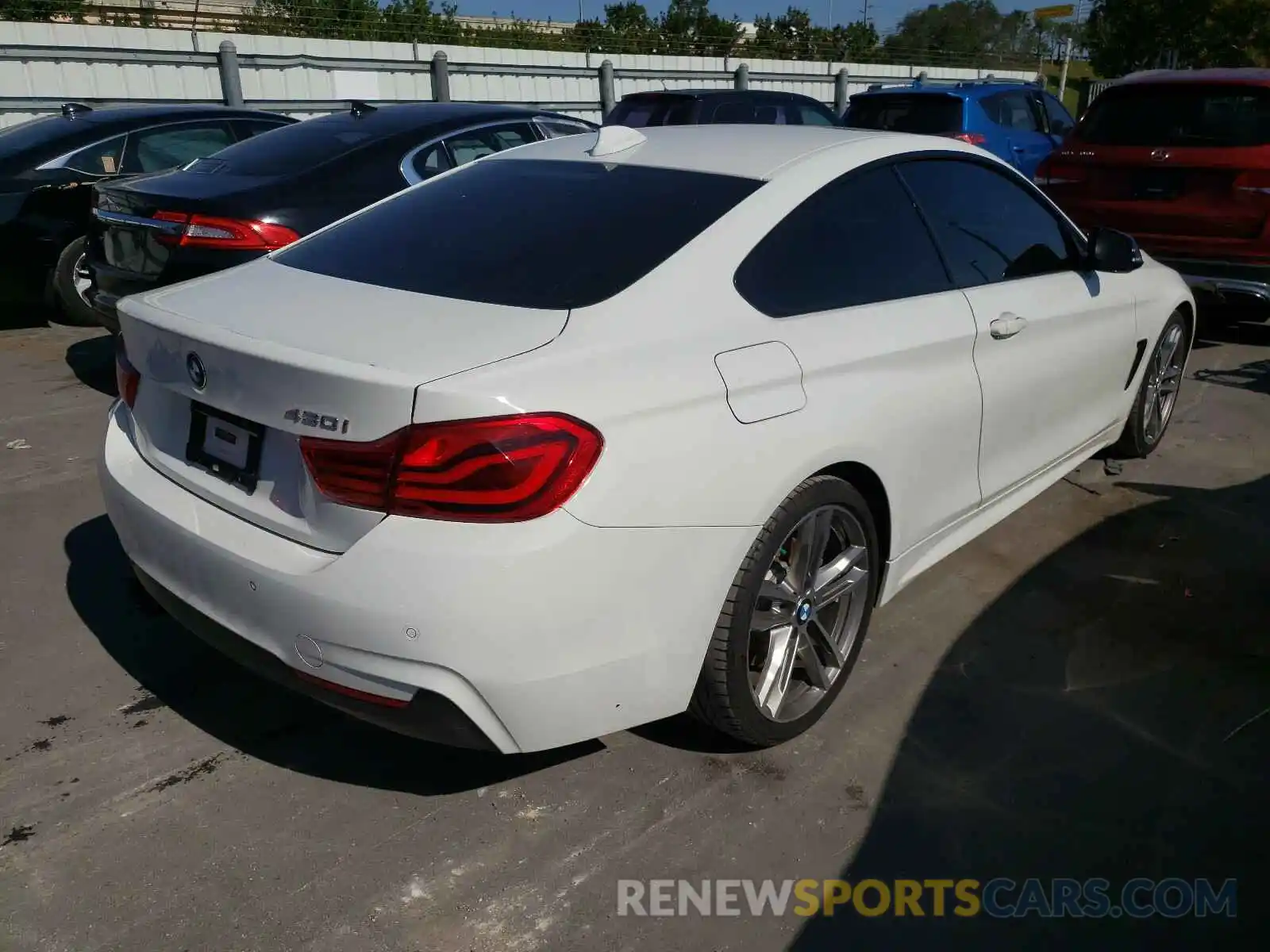 4 Photograph of a damaged car WBA4W3C53KAF92869 BMW 4 SERIES 2019