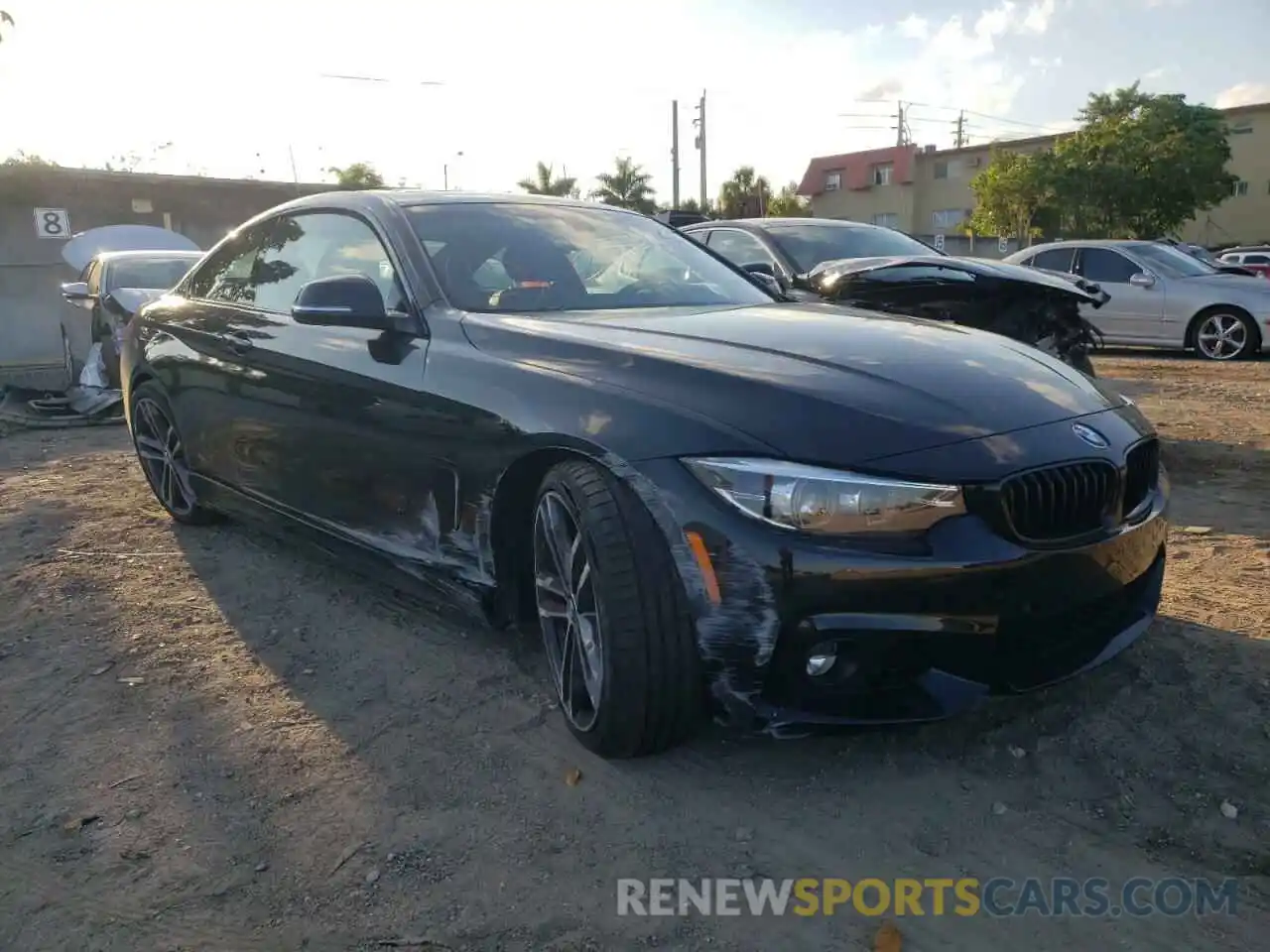 1 Photograph of a damaged car WBA4W3C54KAF93397 BMW 4 SERIES 2019