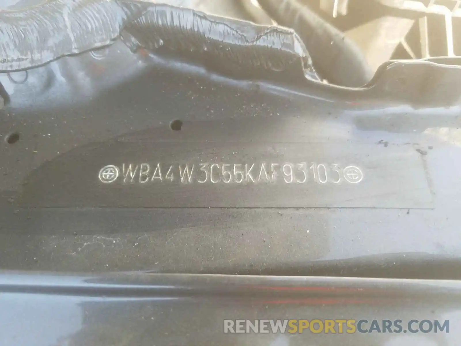 10 Photograph of a damaged car WBA4W3C55KAF93103 BMW 4 SERIES 2019