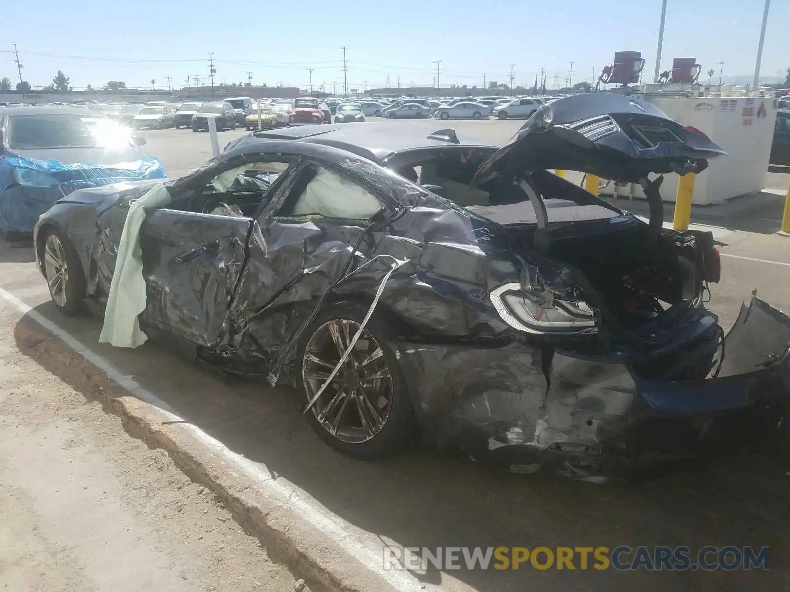 3 Photograph of a damaged car WBA4W3C55KAF93103 BMW 4 SERIES 2019