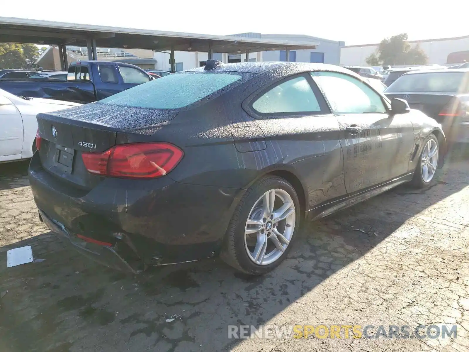 4 Photograph of a damaged car WBA4W3C56KAF93417 BMW 4 SERIES 2019