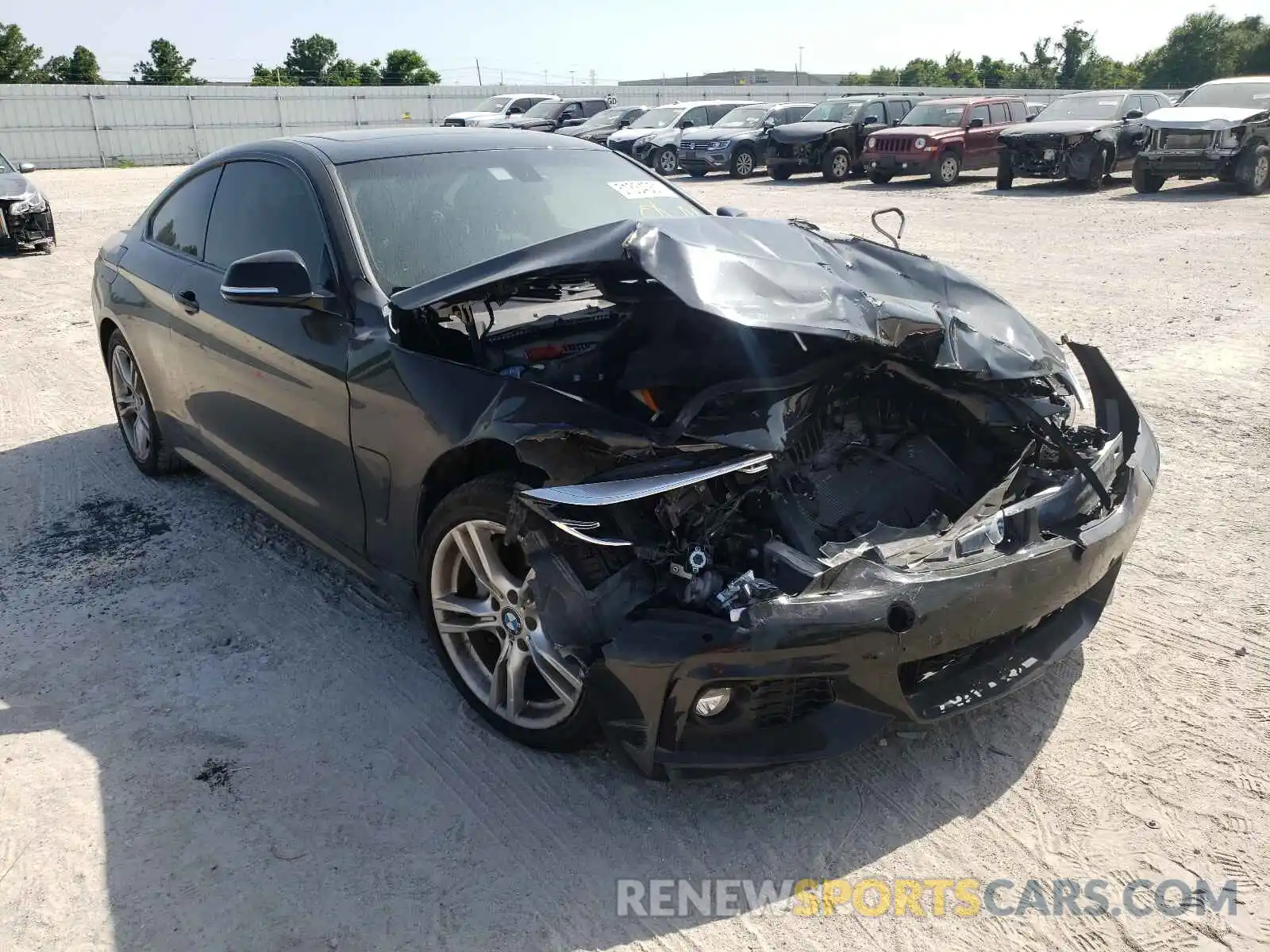 1 Photograph of a damaged car WBA4W3C57KAF91787 BMW 4 SERIES 2019