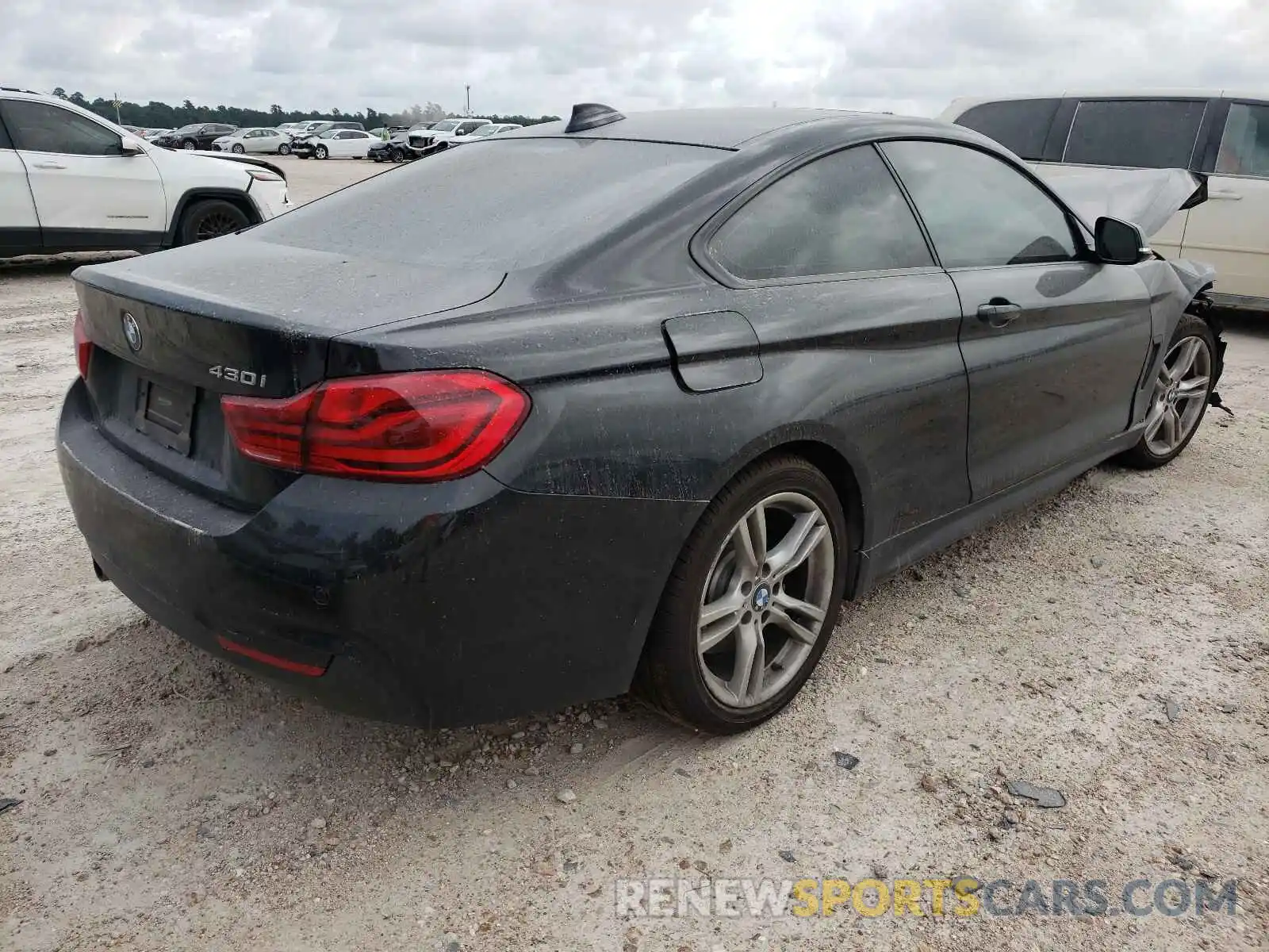 4 Photograph of a damaged car WBA4W3C57KAF91787 BMW 4 SERIES 2019