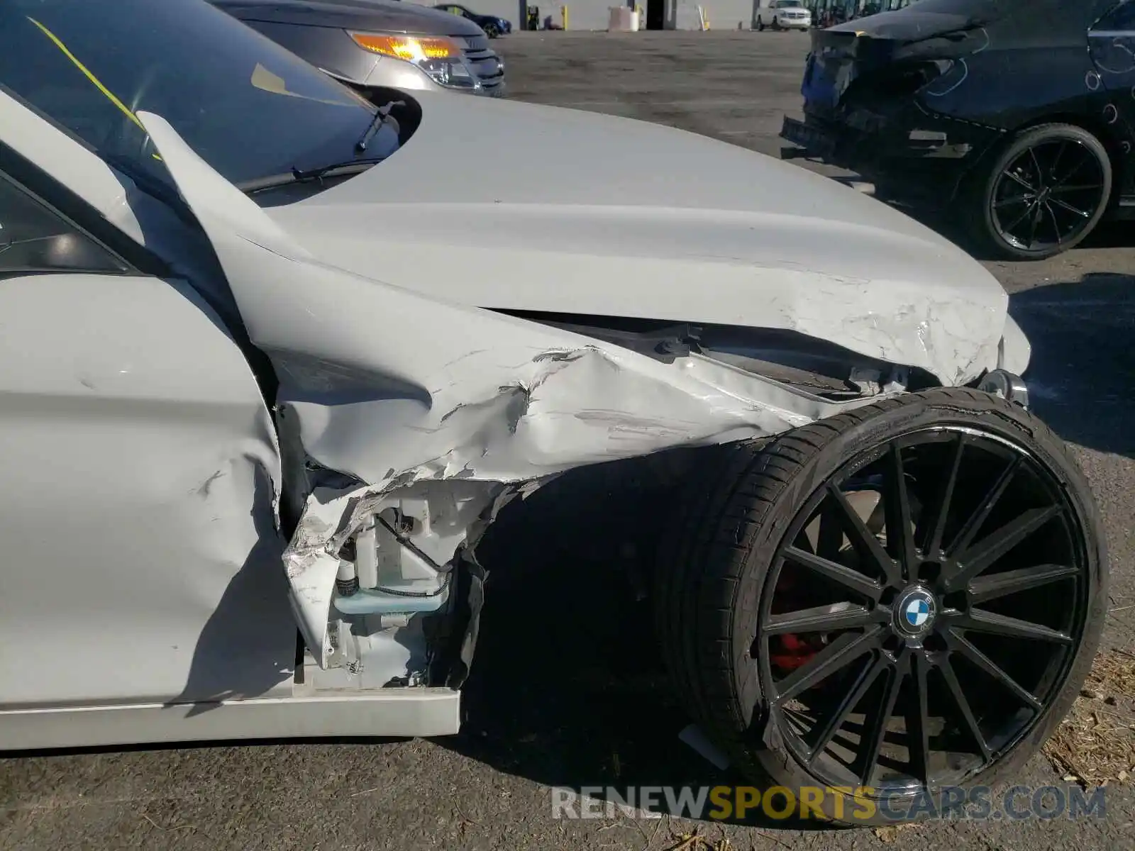9 Photograph of a damaged car WBA4W3C57KAF92292 BMW 4 SERIES 2019